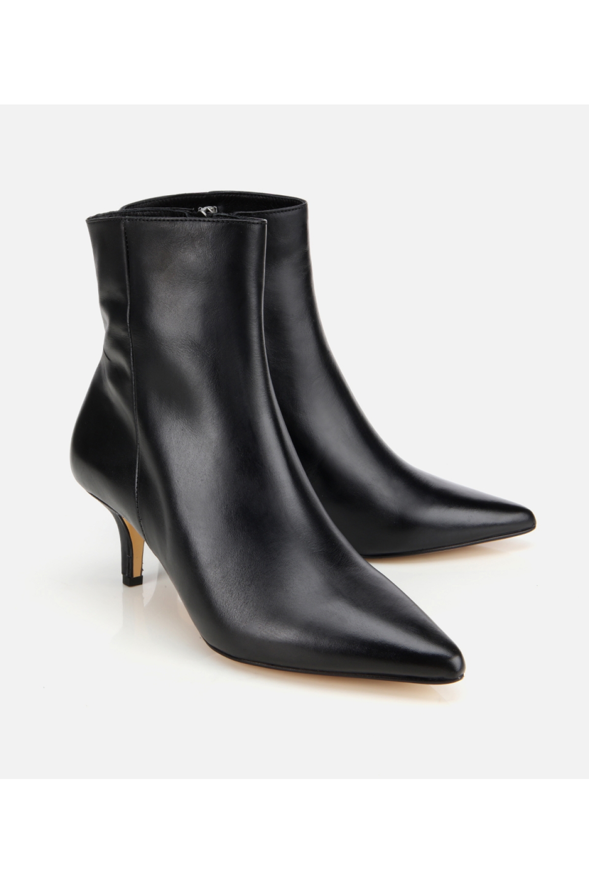 Kadın Deri Siyah Yarım Topuklu Bot - Görsel 2