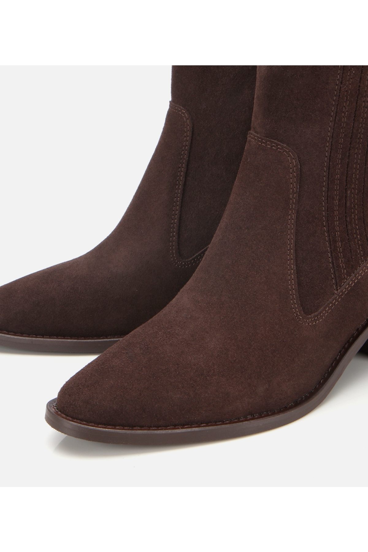 Kadın Süet Deri Kahverengi Sivri Burunlu Lastik Detaylı Topuklu Bot - Görsel 3
