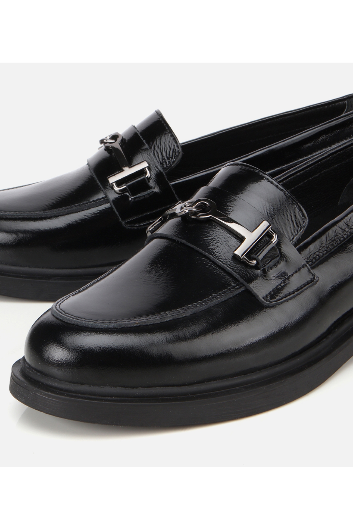 Kadın Deri Siyah Tokalı Klasik Loafer - Görsel 3