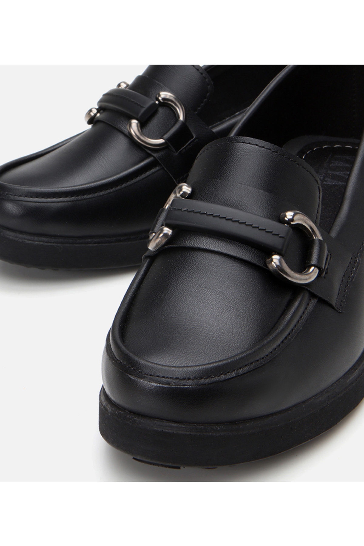 Kadın Siyah Tokalı Günlük Loafer - Görsel 3