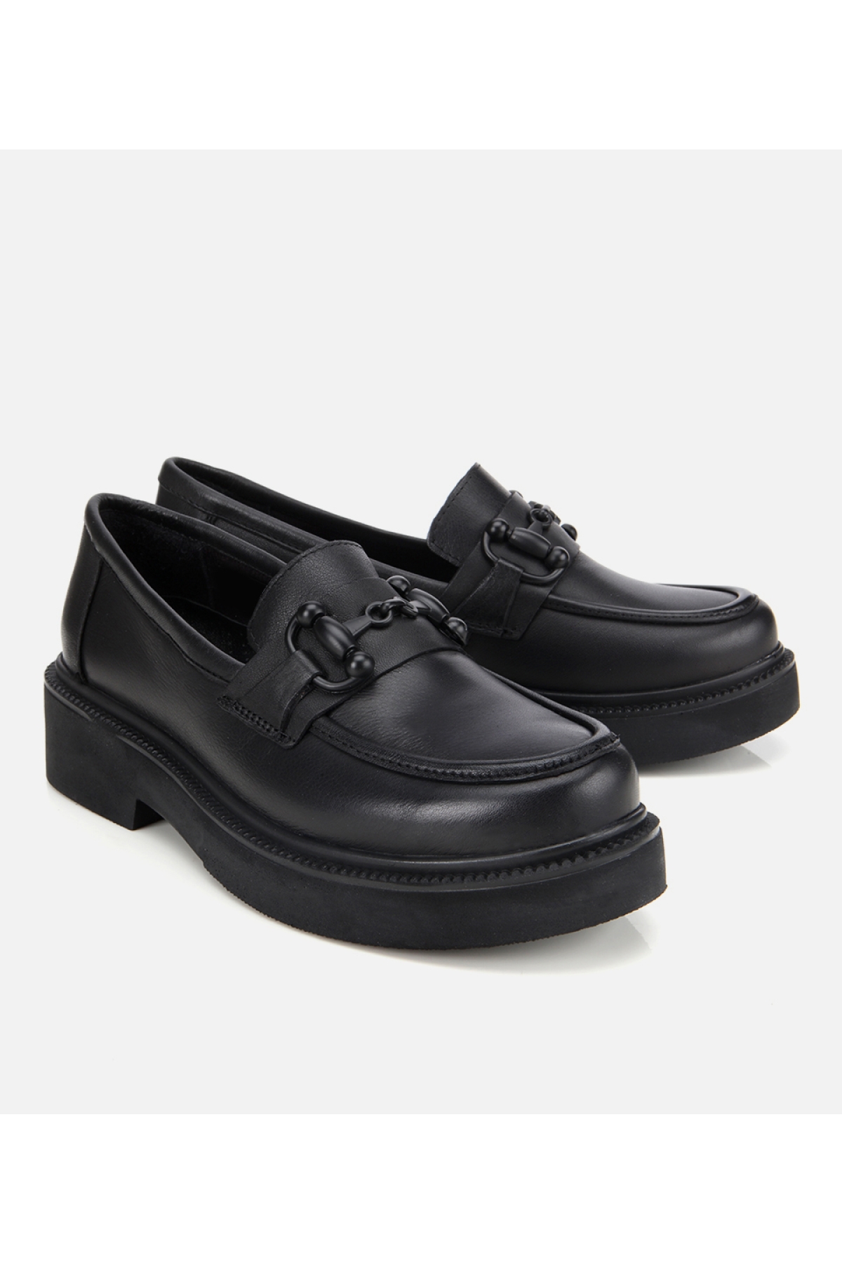 Kadın Deri Siyah Kalın Tabanlı Klasik Loafer - Görsel 3