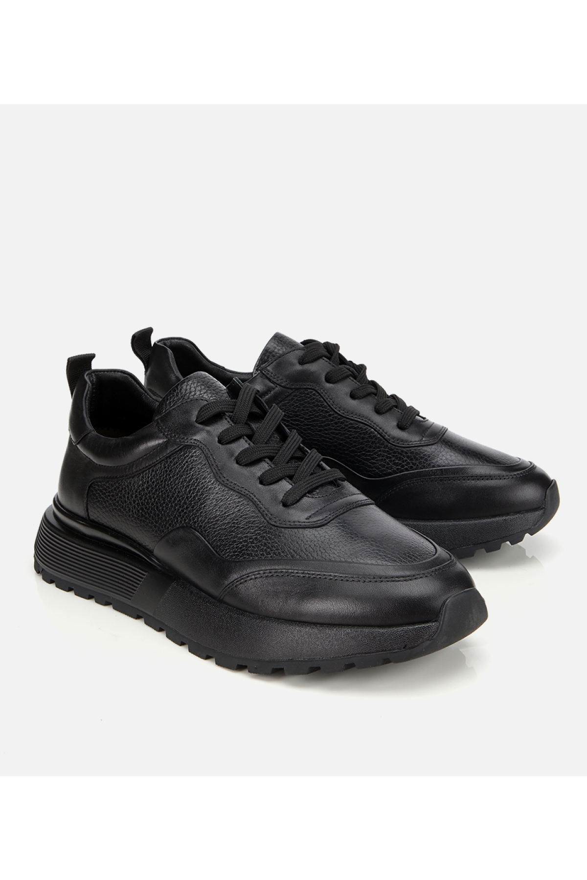 Erkek Deri Siyah Kalın Tabanlı Spor Ayakkabı - Görsel 2
