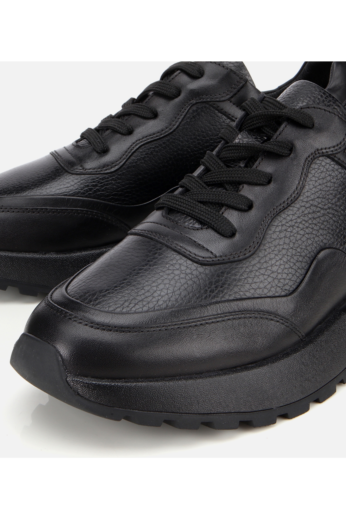 Erkek Deri Siyah Kalın Tabanlı Spor Ayakkabı - Görsel 3