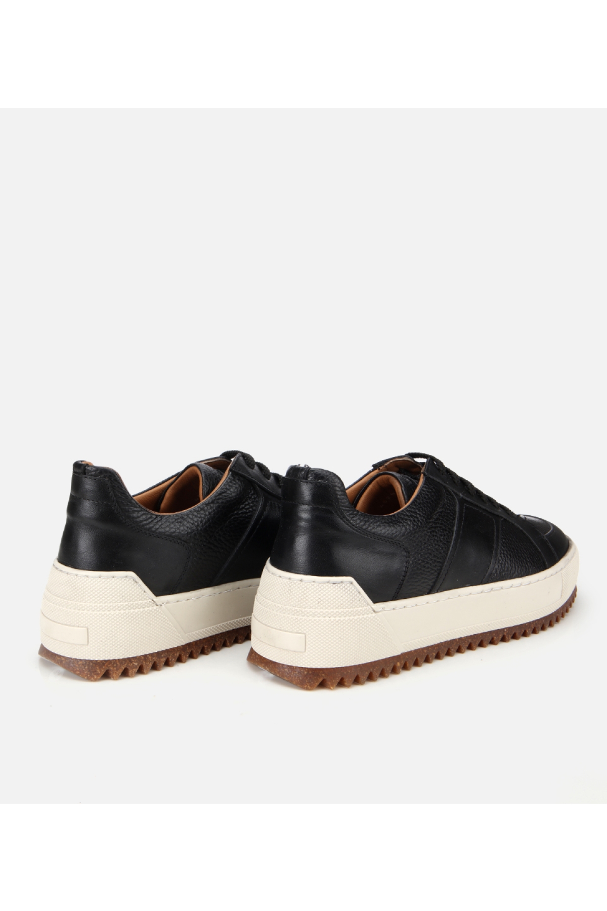 Erkek Deri Siyah Yumuşak Dokulu Kalın Tabanlı Spor Ayakkabı - Görsel 4