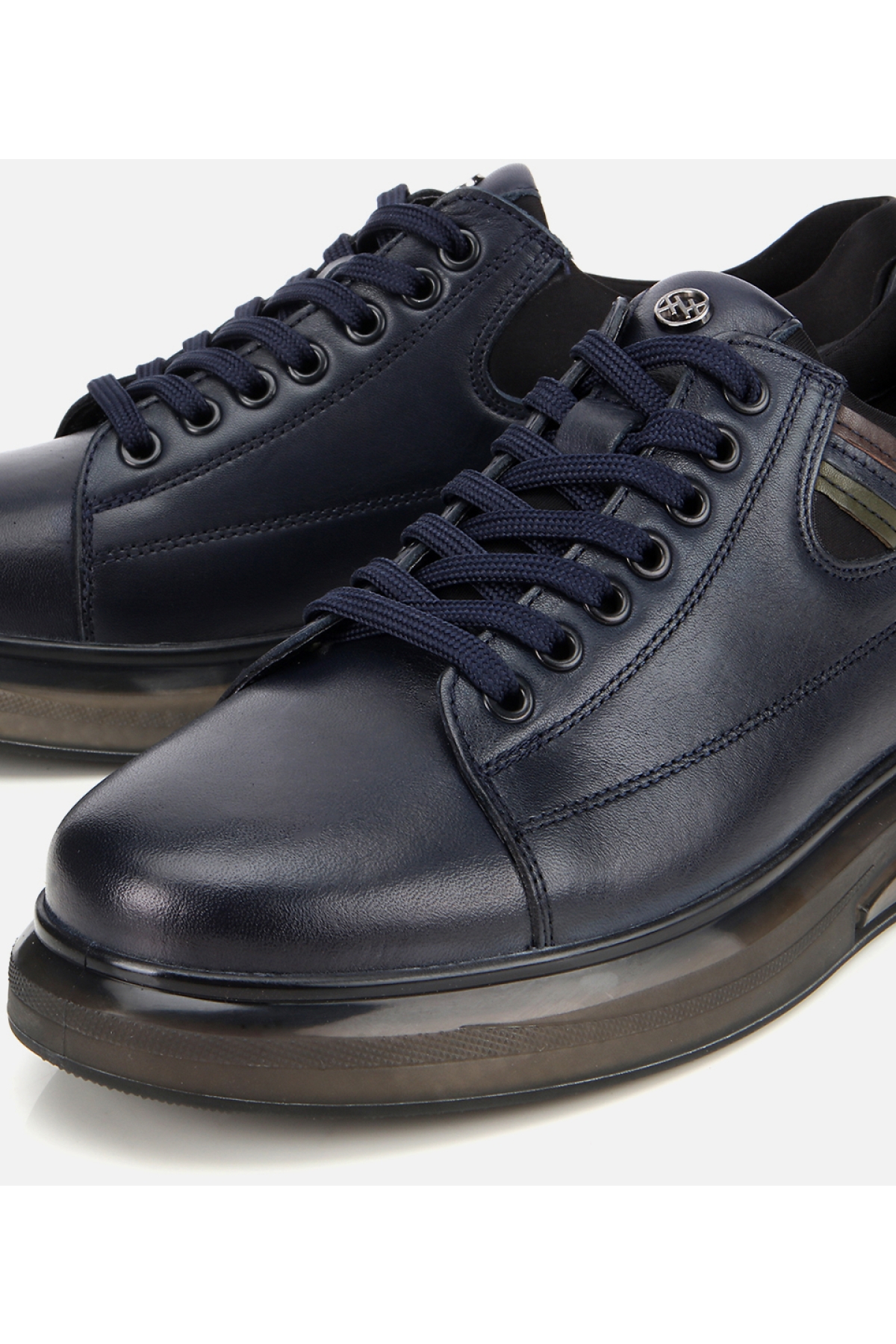 Erkek Deri Lacivert Yumuşak Dokulu Esnek Tabanlı Spor Ayakkabı - Görsel 3