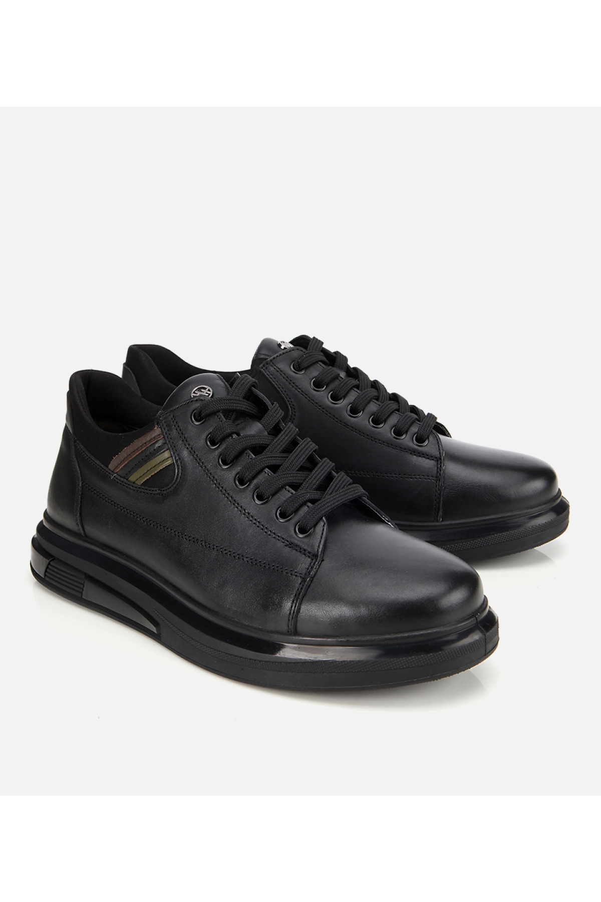 Erkek Deri Siyah Yumuşak Dokulu Esnek Tabanlı Spor Ayakkabı - Görsel 2