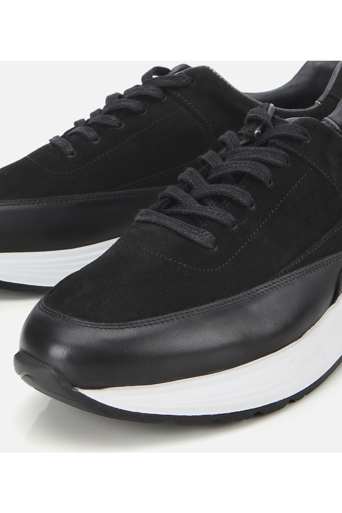 Erkek Süet Deri Siyah Kalın Tabanlı Spor Ayakkabı - Görsel 3