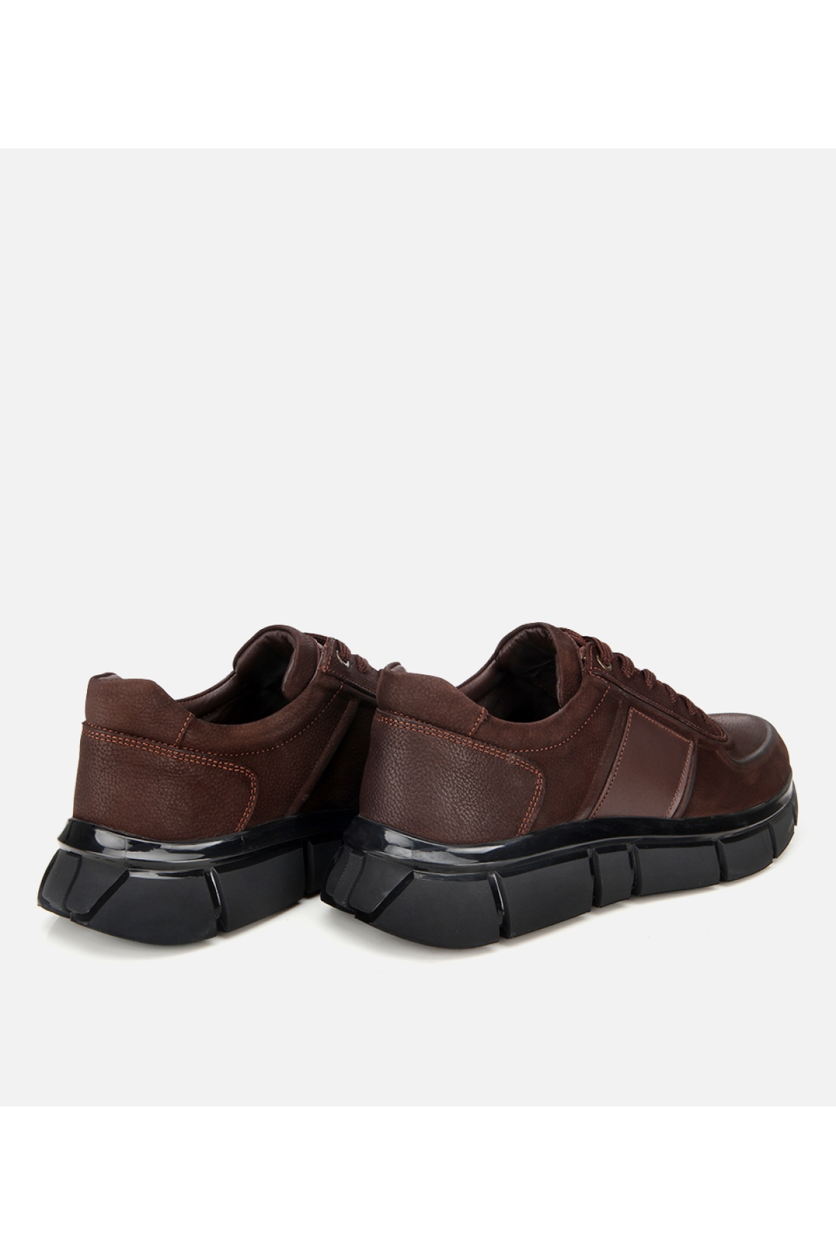 Erkek Nubuk Deri Kahverengi Kalın Tabanlı Spor Ayakkabı - Görsel 4