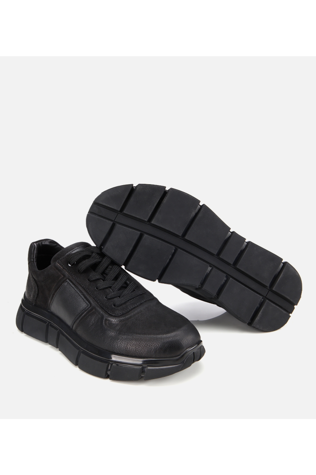 Erkek Nubuk Deri Siyah Kalın Tabanlı Spor Ayakkabı - Görsel 5