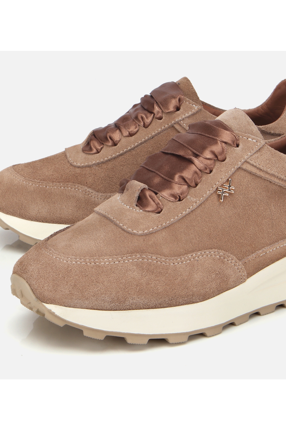 Kadın Süet Deri Bej Bağcık Detaylı Yüksek Tabanlı Spor Ayakkabı - Görsel 3