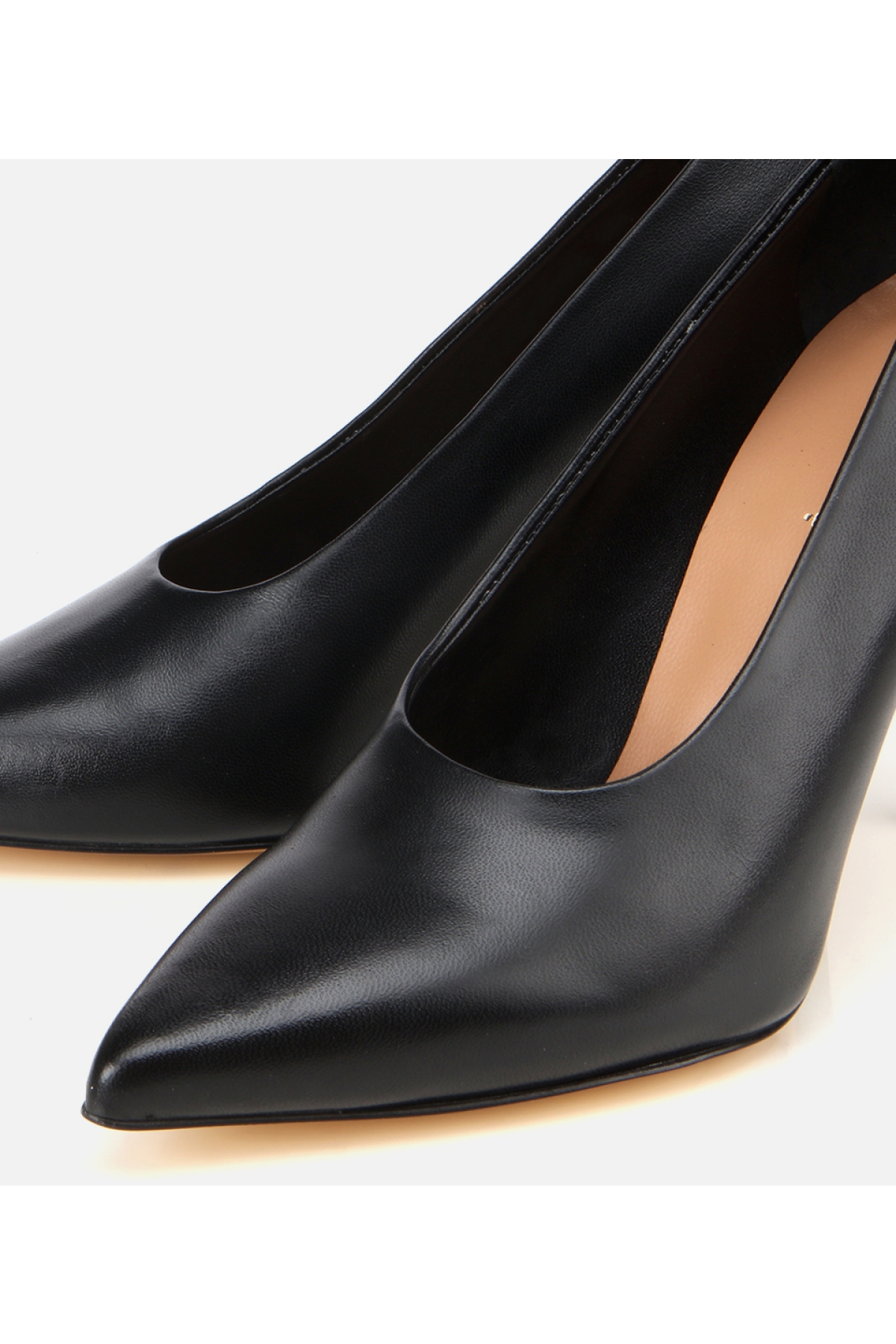 Kadın Deri Siyah Bilekten Bağlamalı Gold Detaylı Yüksek Topuklu Stiletto - Görsel 3