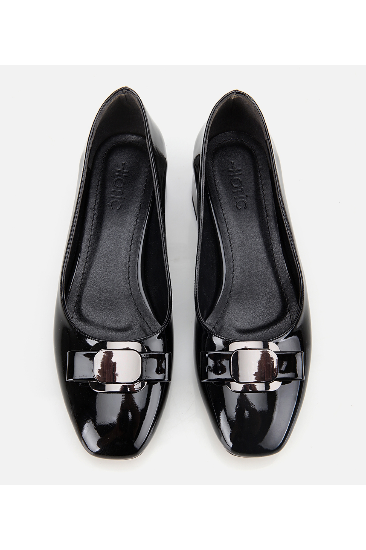 Kadın Rugan Siyah Metal Detaylı Kalın Topuklu Ayakkabı - Görsel 6