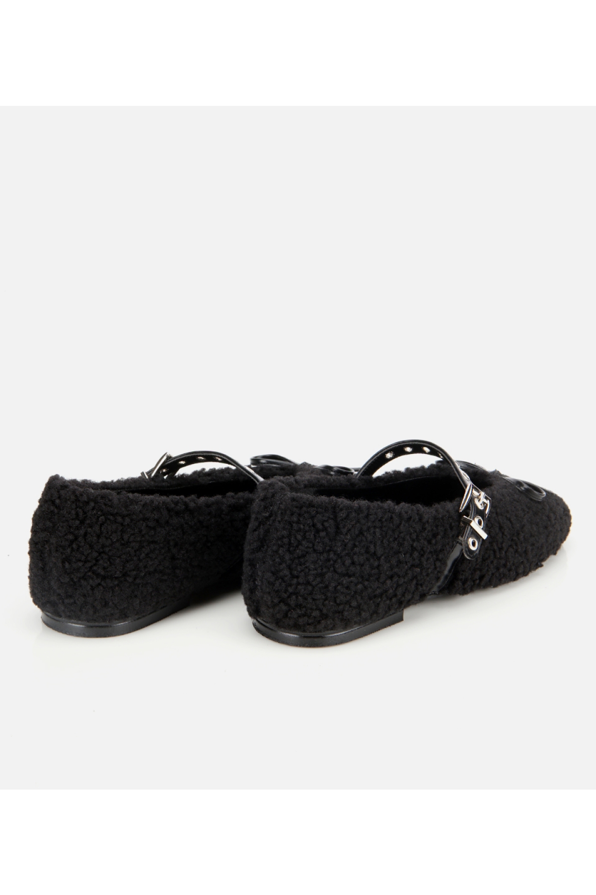 Kadın Siyah Peluş Kürklü Zımbalı Babet - Görsel 4
