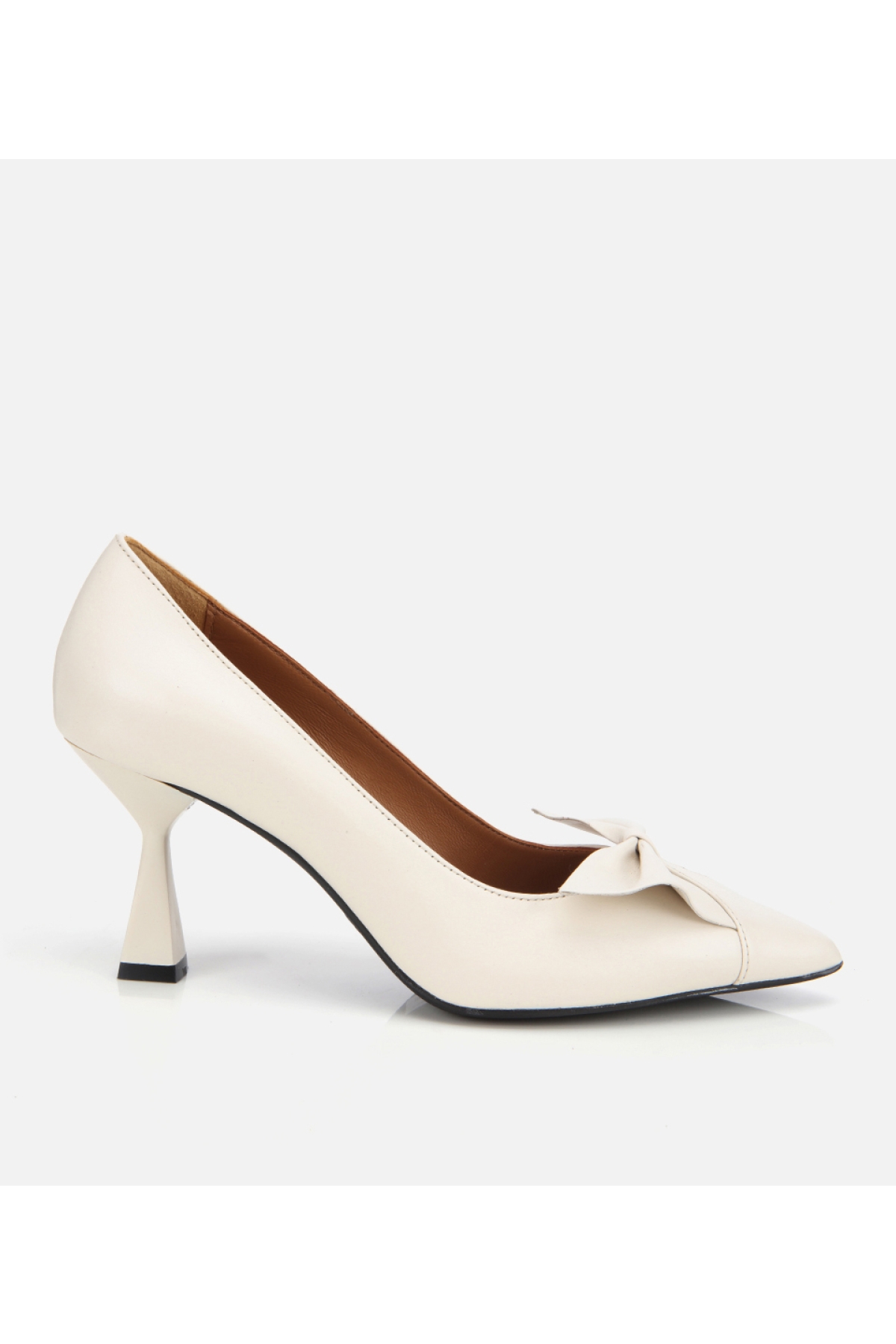 Kadın Deri Ekru Fiyonk Detaylı İnce Topuklu Stiletto