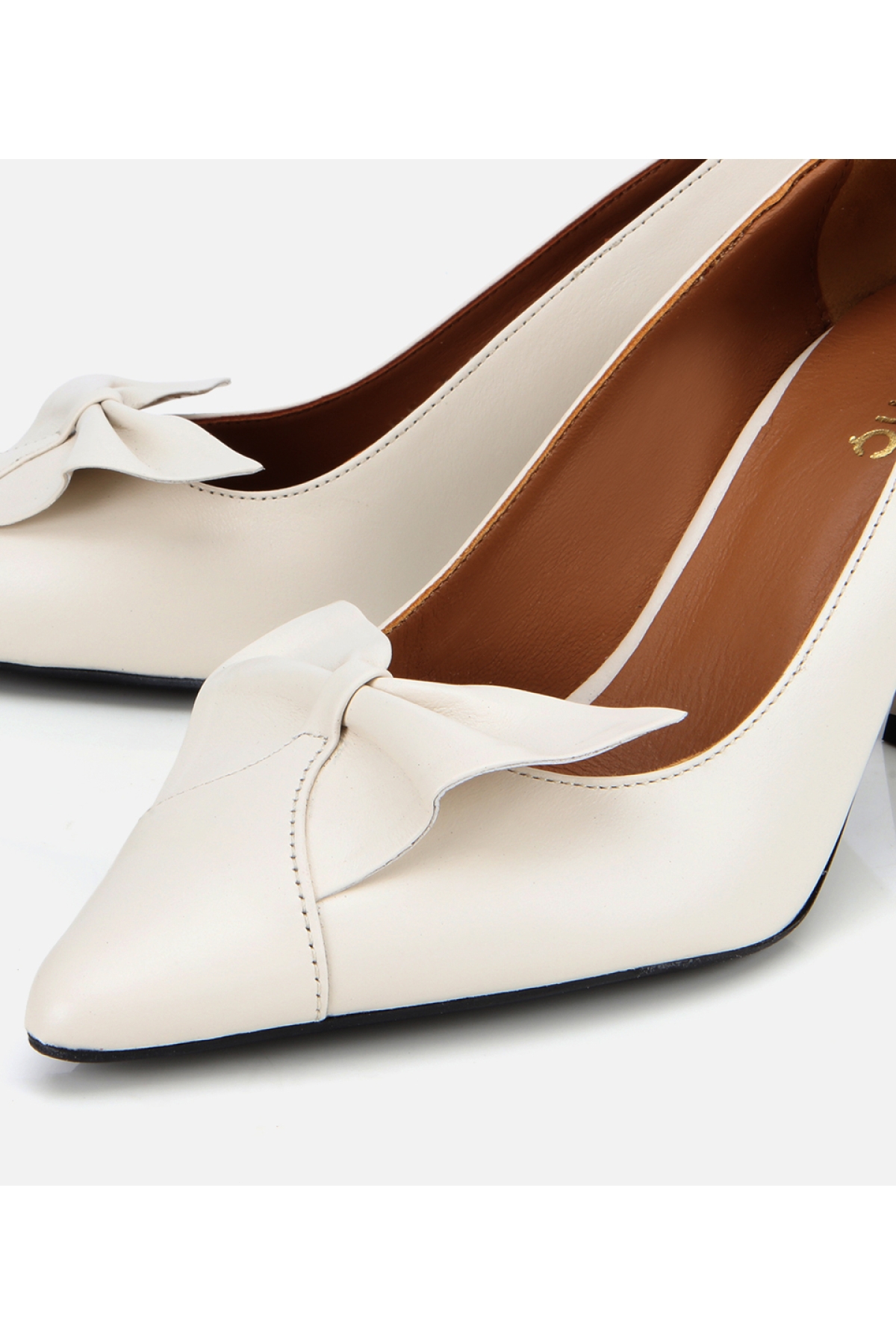 Kadın Deri Ekru Fiyonk Detaylı İnce Topuklu Stiletto - Görsel 3