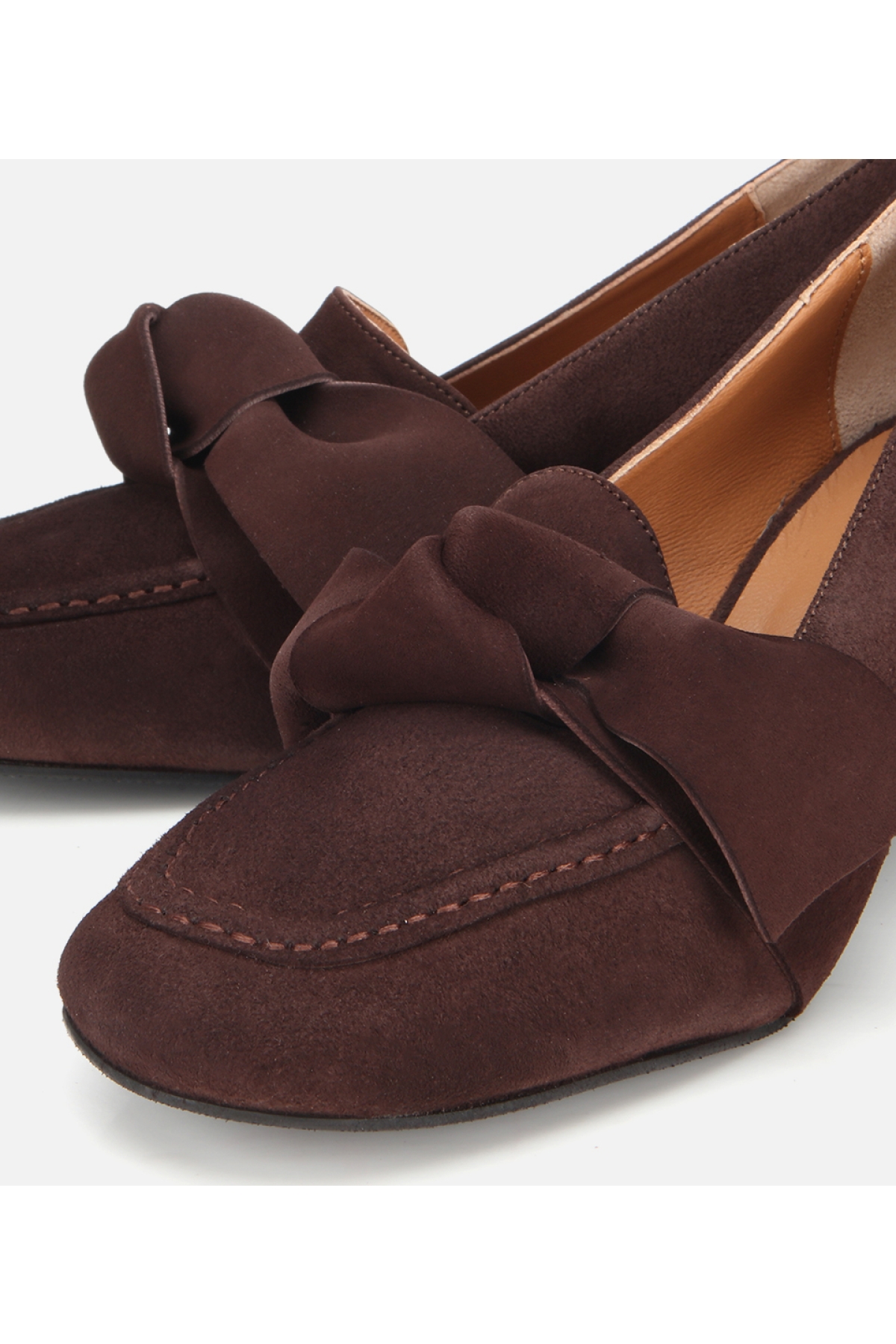 Kadın Süet Kahverengi Fiyonk Detaylı Kalın Topuklu Ayakkabı - Görsel 3