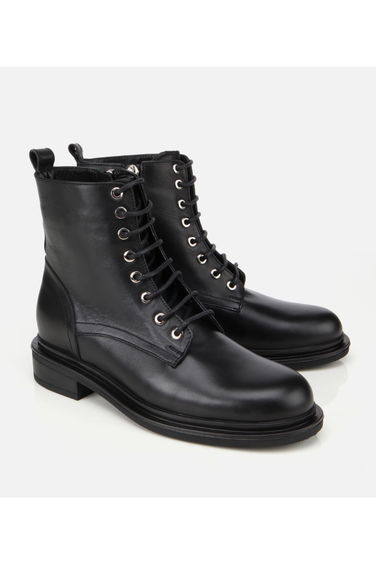 Kadın Deri Siyah Fermuarlı Postal Düz Bot - Görsel 2