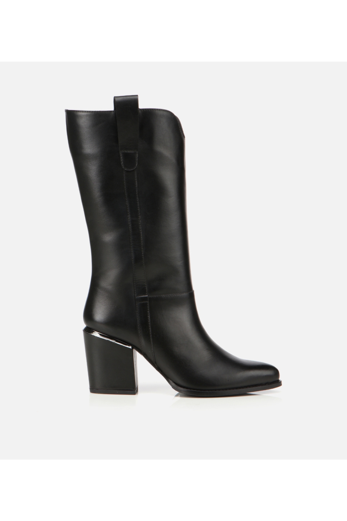 Hotiç Kadın Deri Siyah Metal Detaylı Topuklu Çizme model görseli
