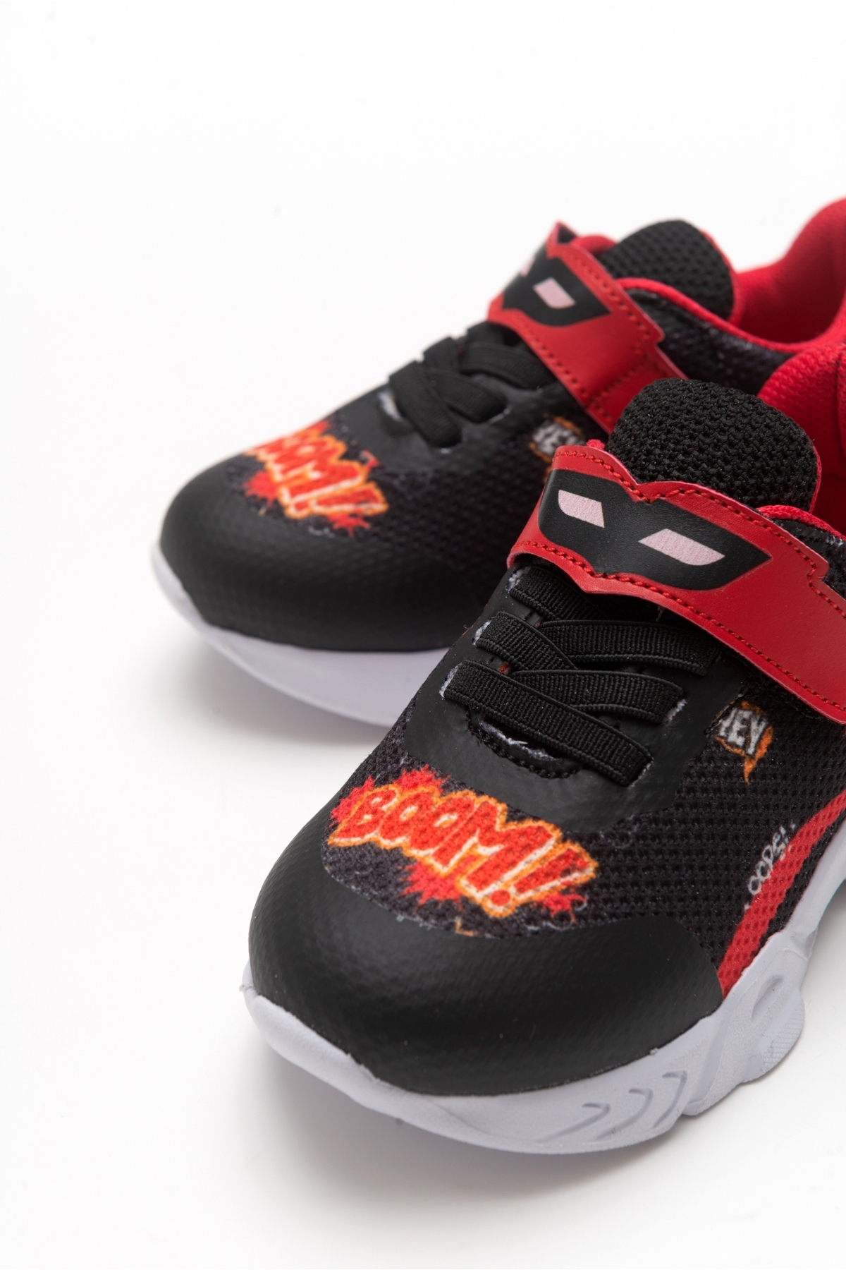 Erkek Çocuk Siyah Ortopedik Destekli Spor Ayakkabı - Görsel 3