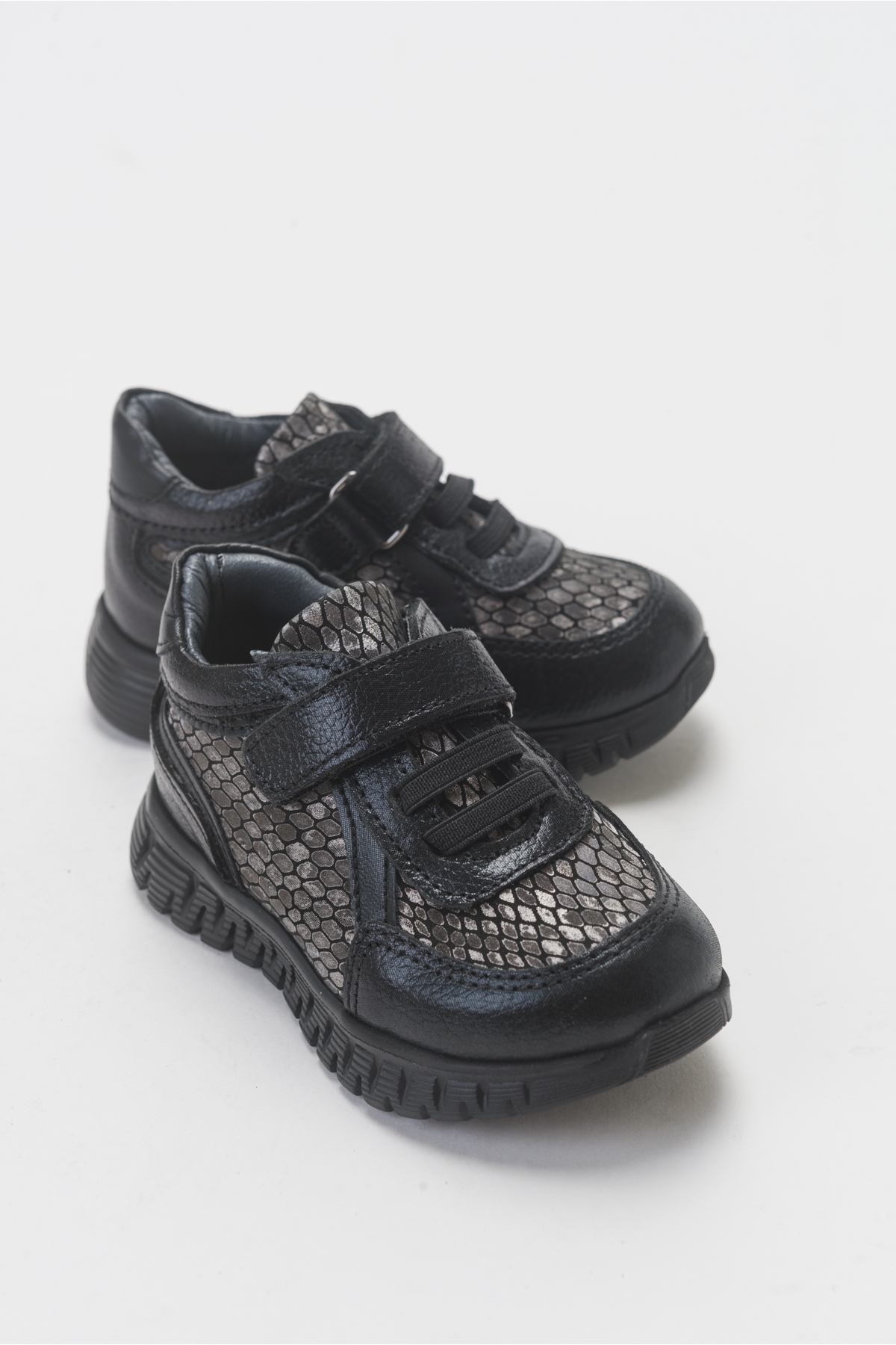 Kız Çocuk Siyah Hakiki Deri Günlük Çocuk Ayakkabı - Görsel 2