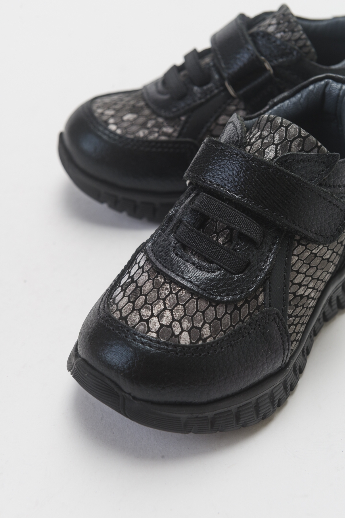 Kız Çocuk Siyah Hakiki Deri Günlük Çocuk Ayakkabı - Görsel 3