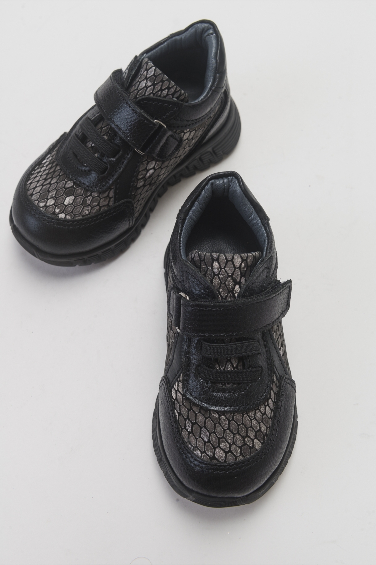 Kız Çocuk Siyah Hakiki Deri Günlük Çocuk Ayakkabı - Görsel 4