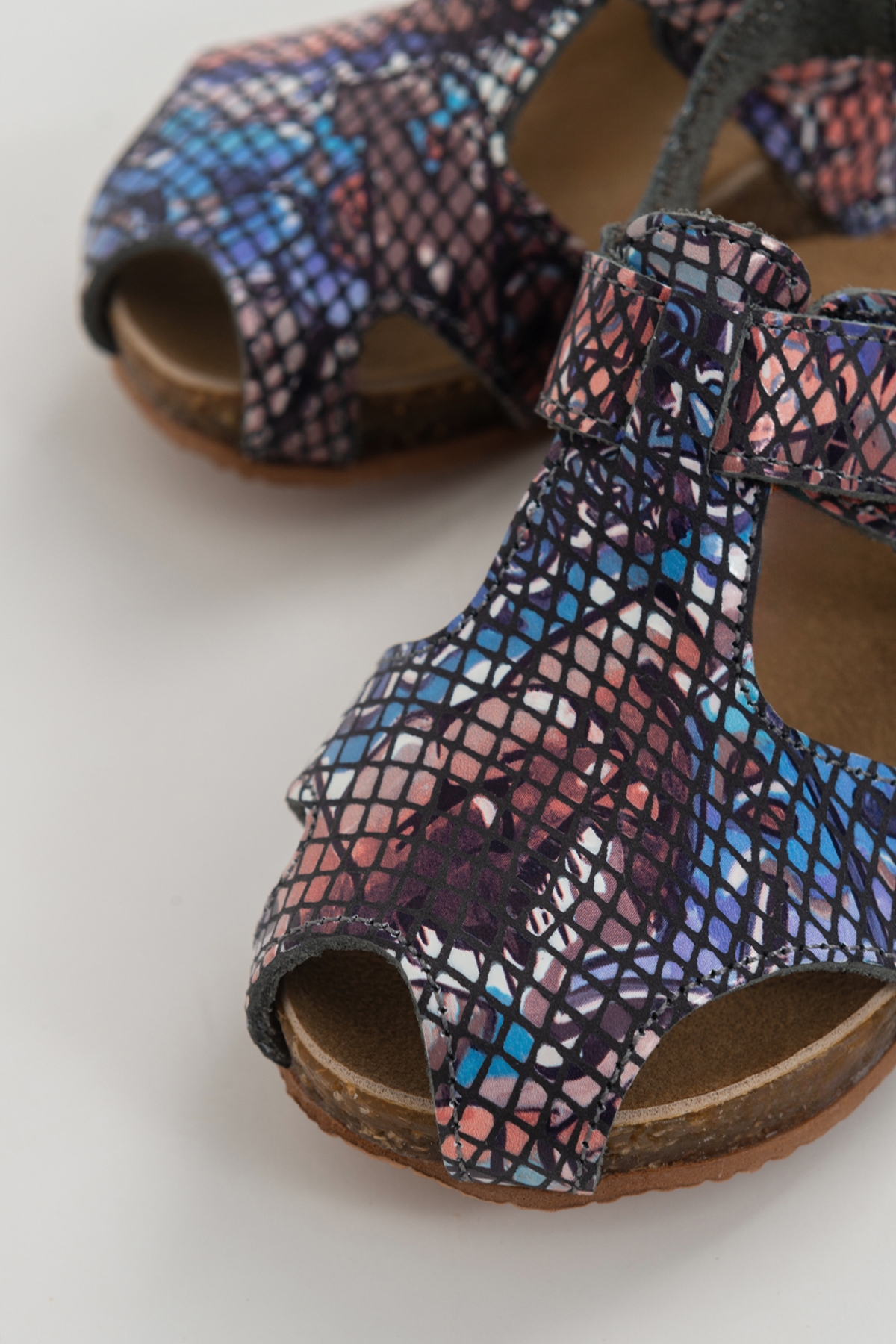 Unisex Çocuk Graffiti Deri Ortopedik Destekli Çocuk Sandalet - Görsel 3