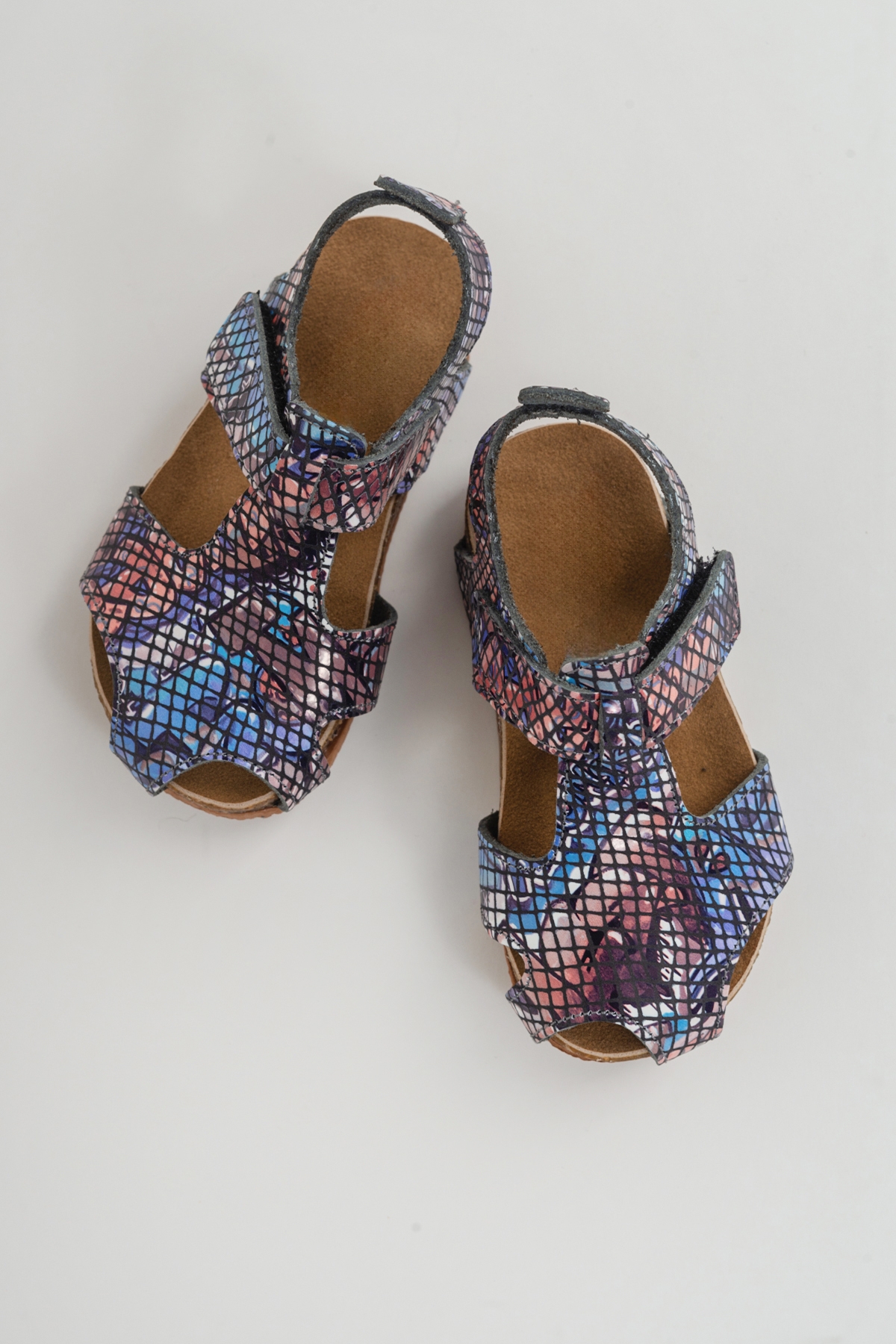 Unisex Çocuk Graffiti Deri Ortopedik Destekli Çocuk Sandalet - Görsel 4