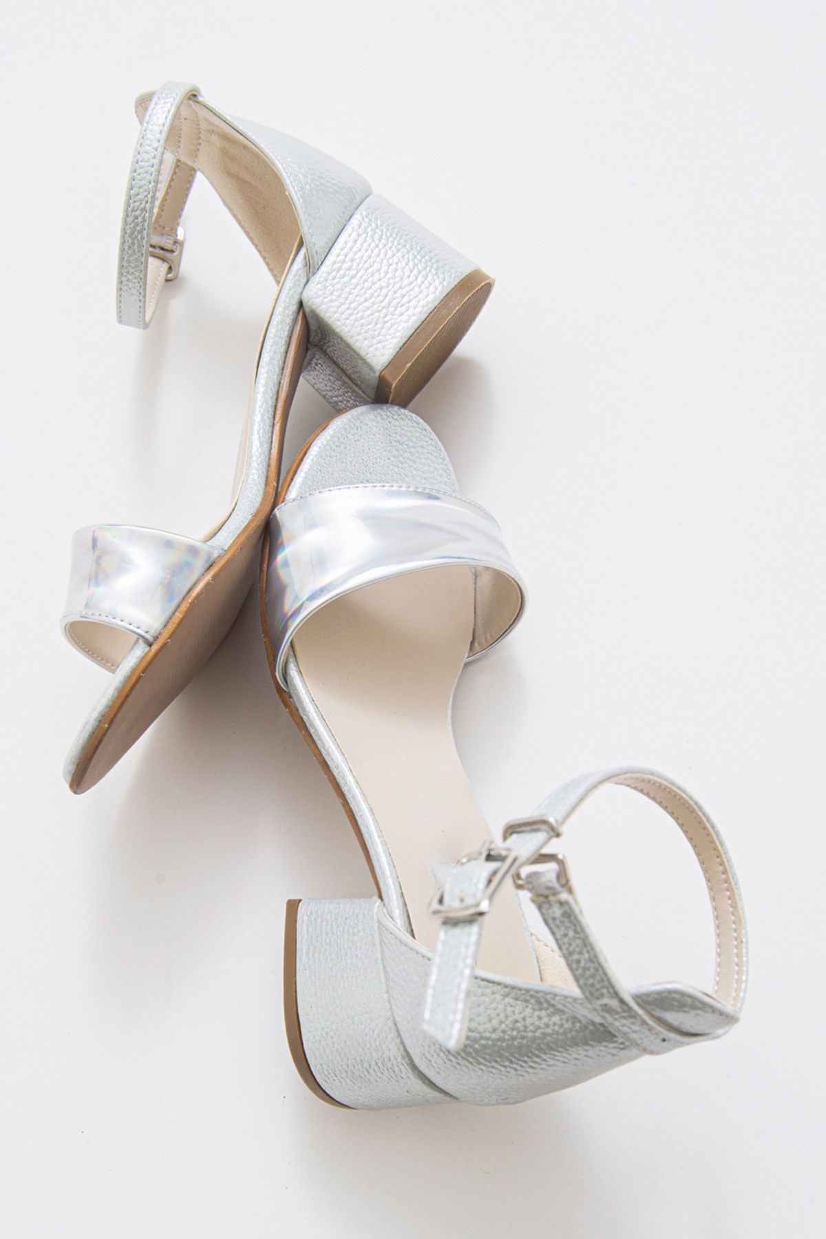 Kız Çocuk Gümüş Topuklu Abiye Ayakkabı - Görsel 5