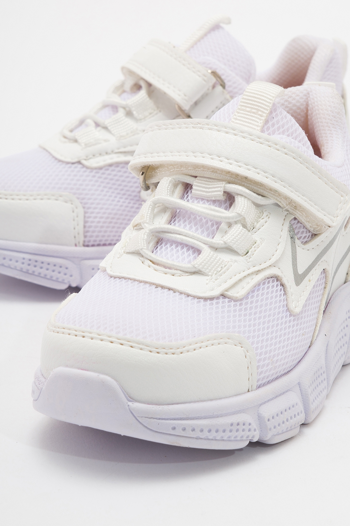Erkek Çocuk Beyaz Günlük Spor Ayakkabı - Görsel 3