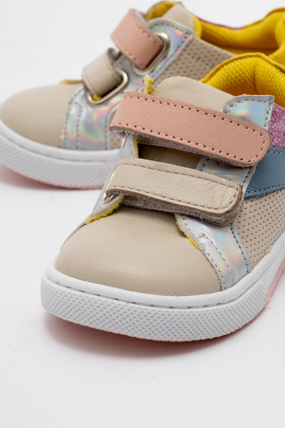 Kız Çocuk Bej Hakiki Deri Anatomik Günlük Ayakkabı - Görsel 3