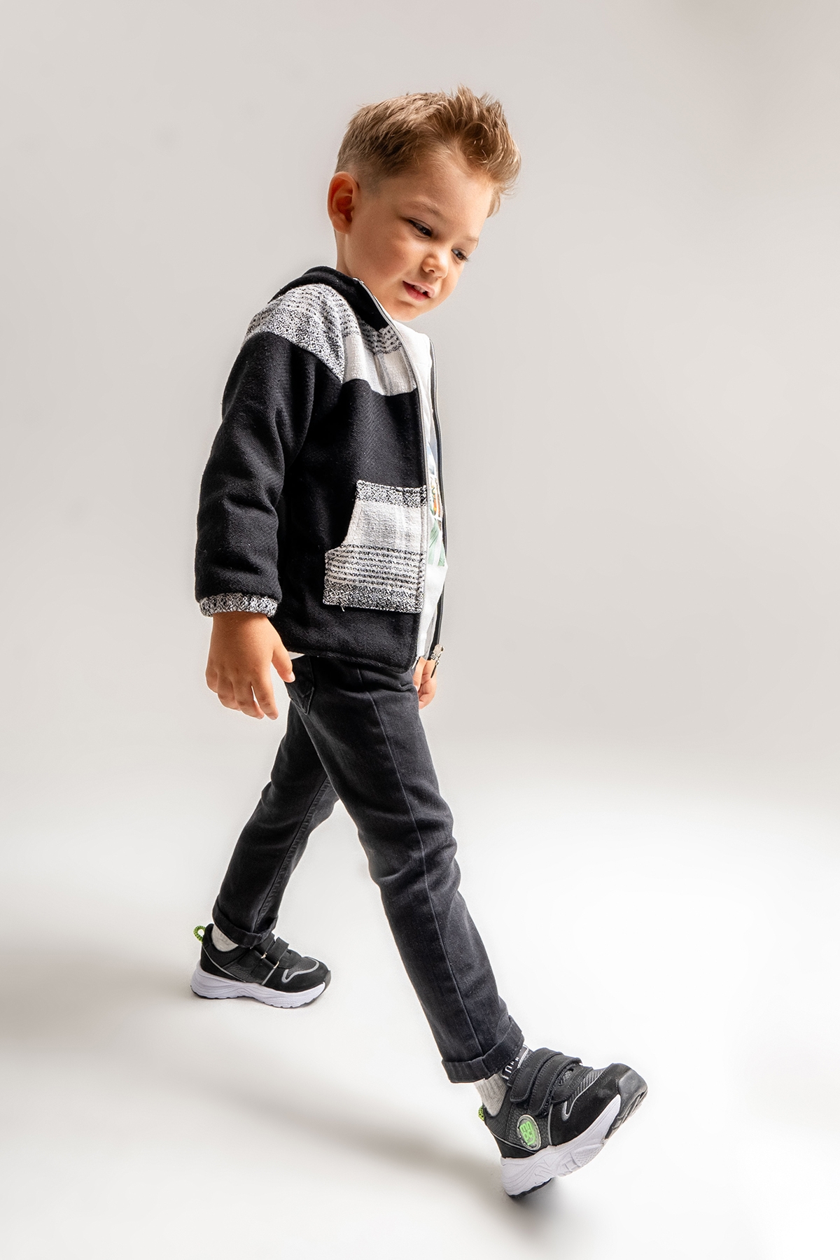 Erkek Çocuk Siyah Hakiki Deri Anatomik Günlük Ayakkabı - Görsel 4