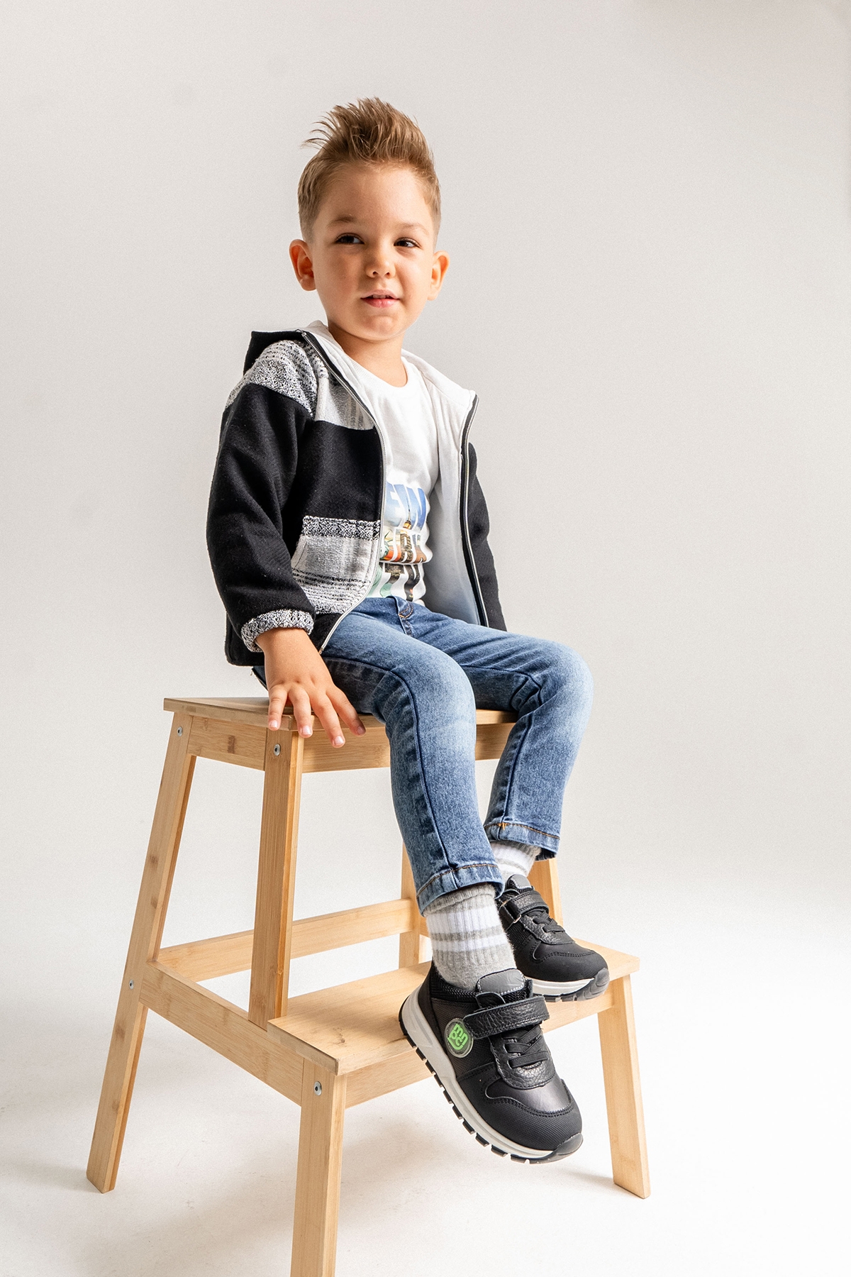 Erkek Çocuk Siyah Hakiki Deri Anatomik Günlük Ayakkabı - Görsel 4