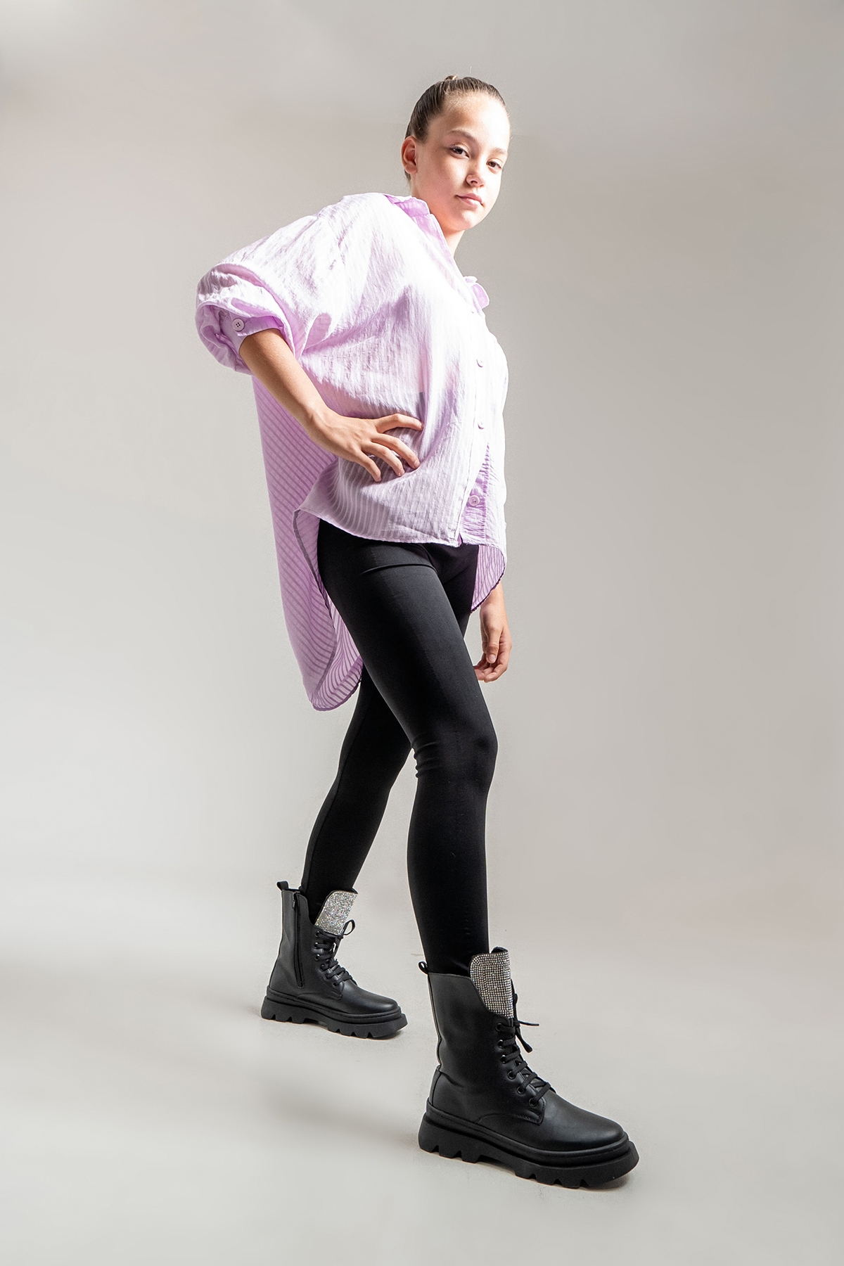 Kız Çocuk Siyah Anatomik Taşlı Günlük Bot - Görsel 2