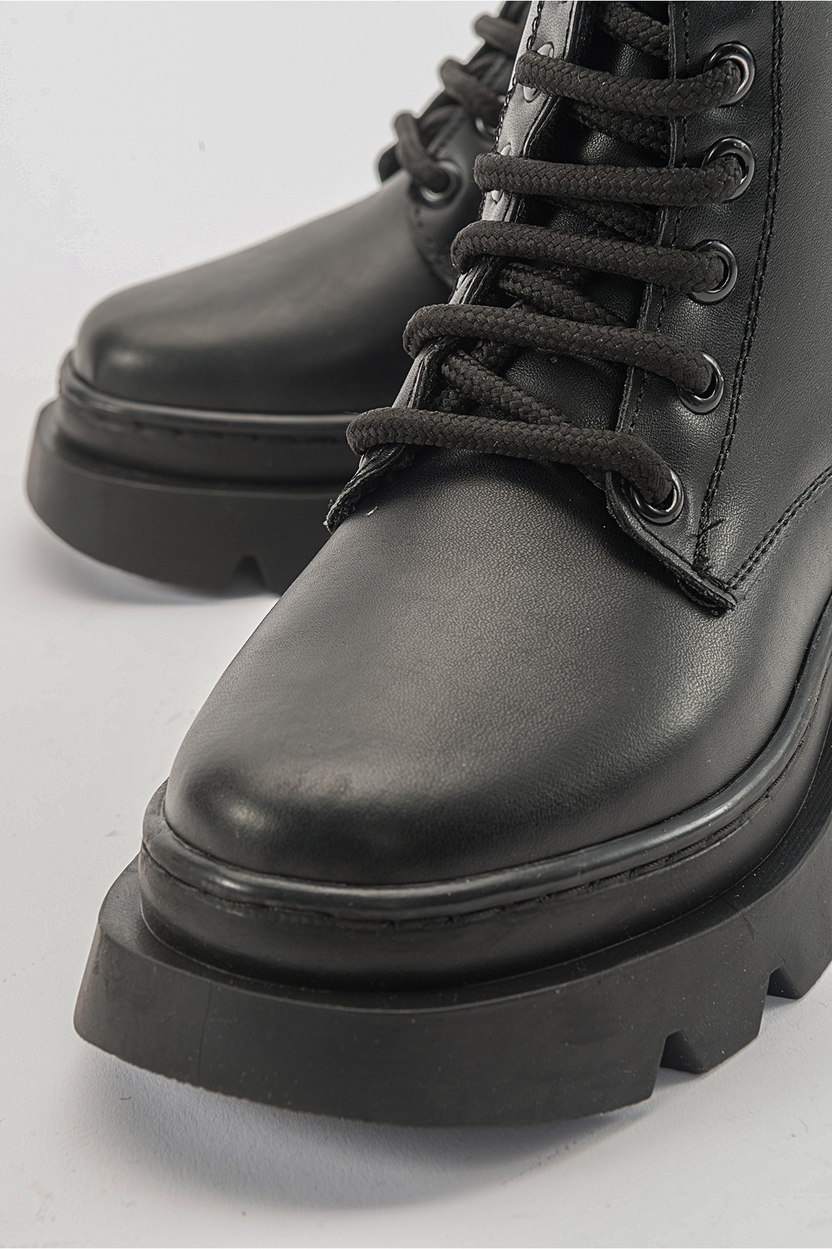 Kız Çocuk Siyah Anatomik Taşlı Günlük Bot - Görsel 5