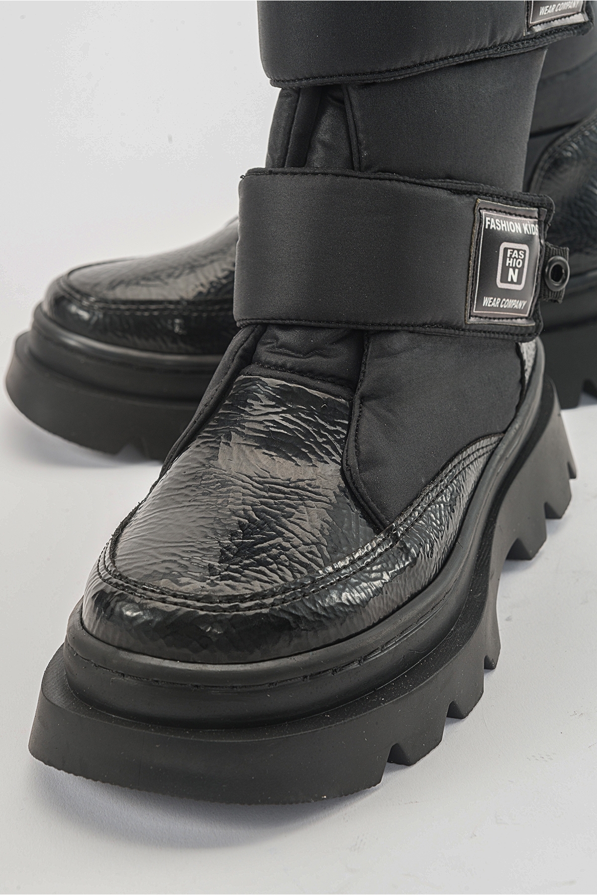 Kız Çocuk Siyah Rugan Deri Anatomik Günlük Bot - Görsel 4