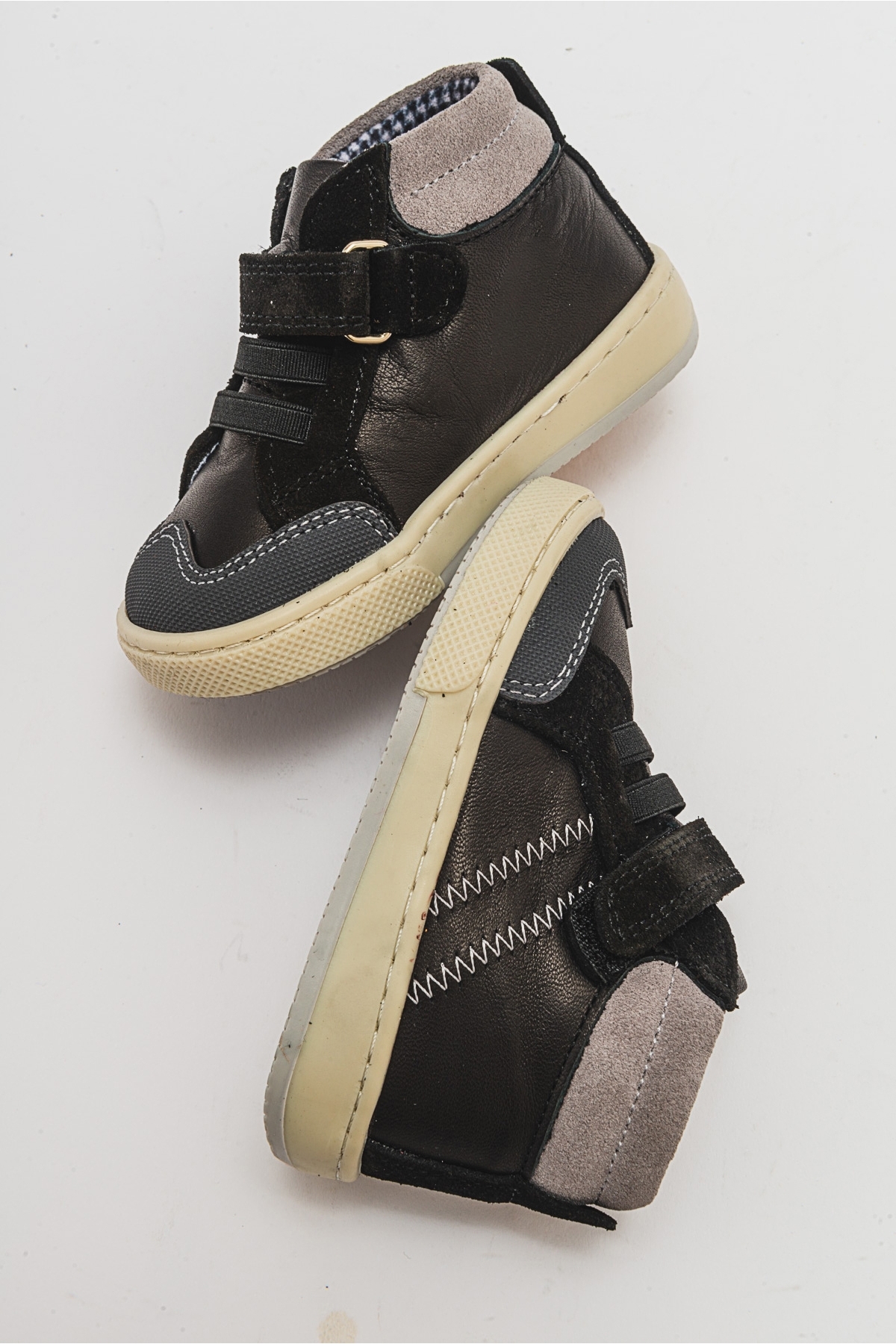 Erkek Çocuk Siyah Hakiki Deri Anatomik Günlük Bot - Görsel 4