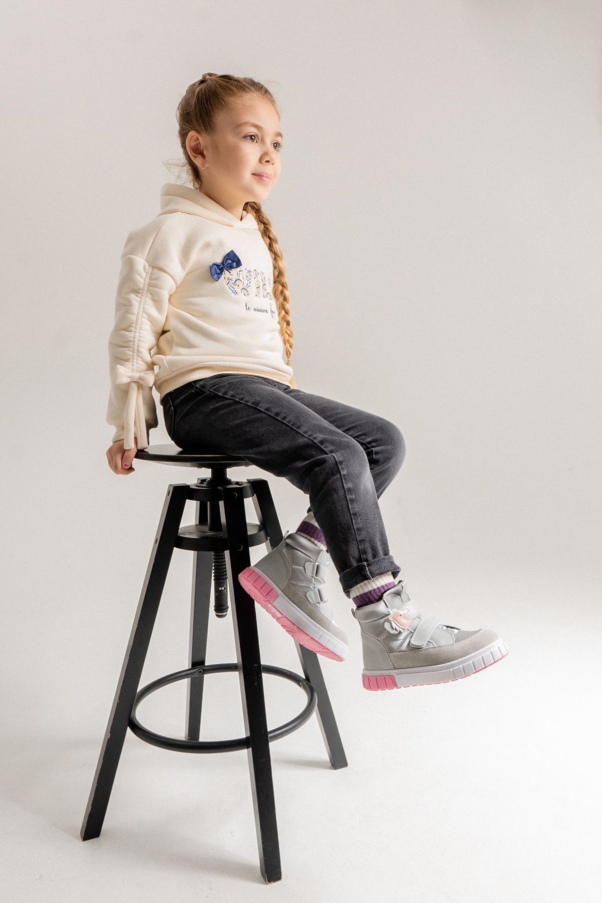 Kız Çocuk Gri Hakiki Deri Anatomik Günlük Bot - Görsel 3