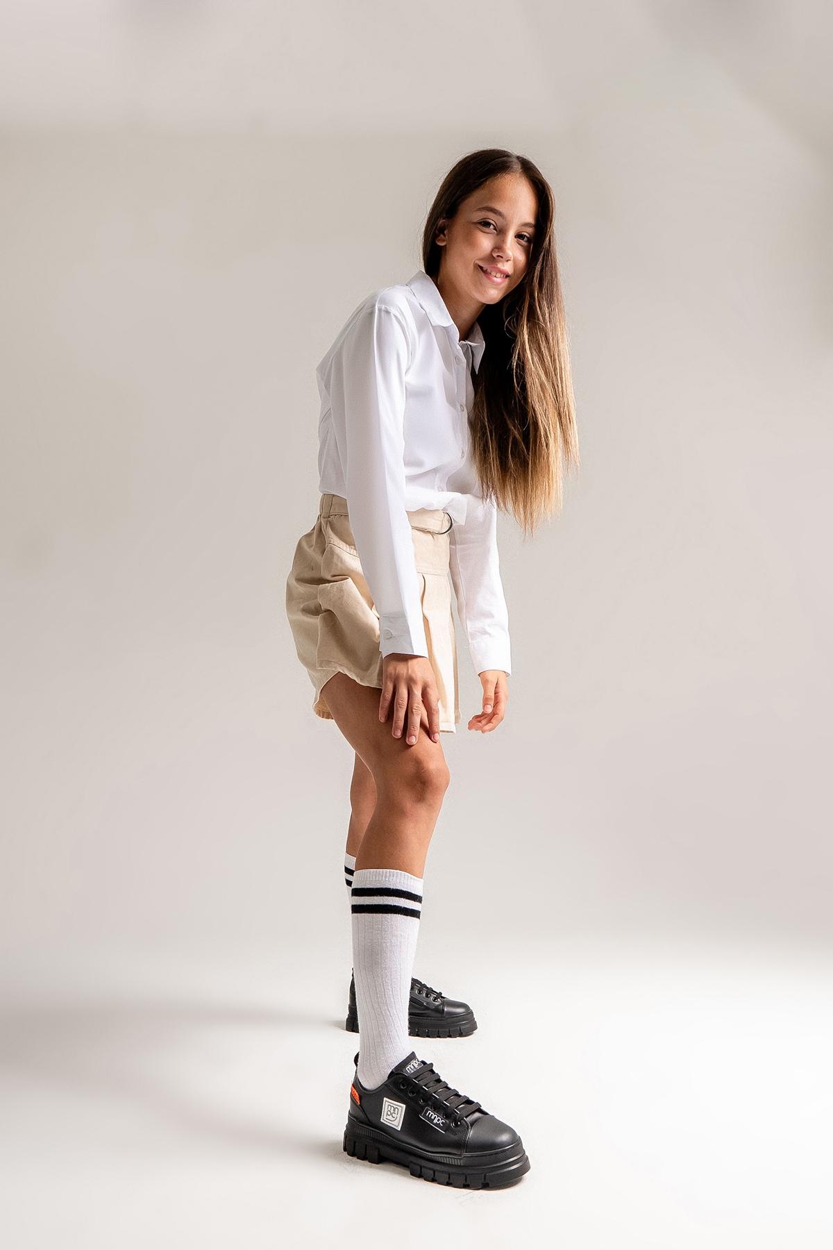 Kız Çocuk Siyah Anatomik Günlük Ayakkabı - Görsel 3