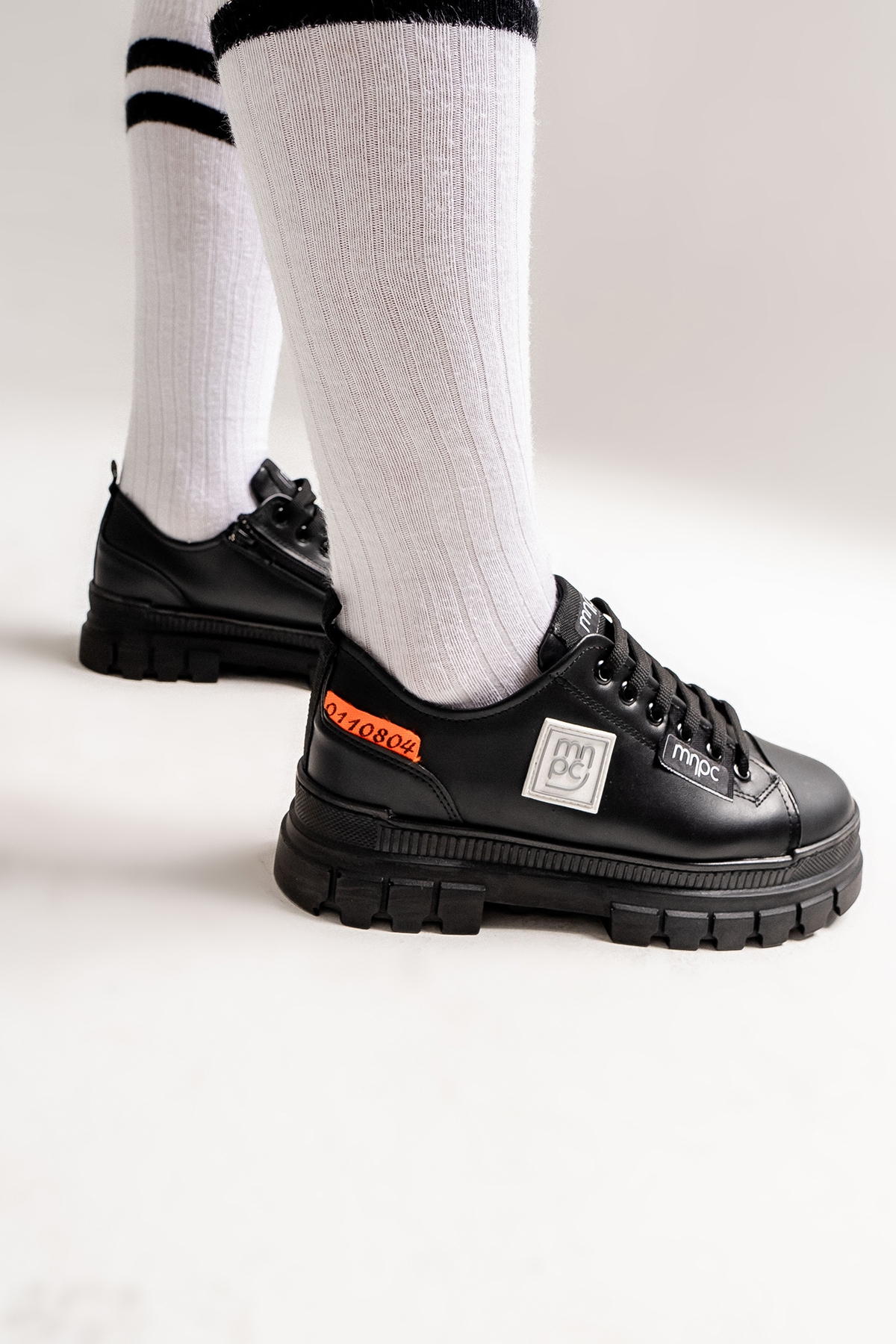 Kız Çocuk Siyah Anatomik Günlük Ayakkabı - Görsel 6