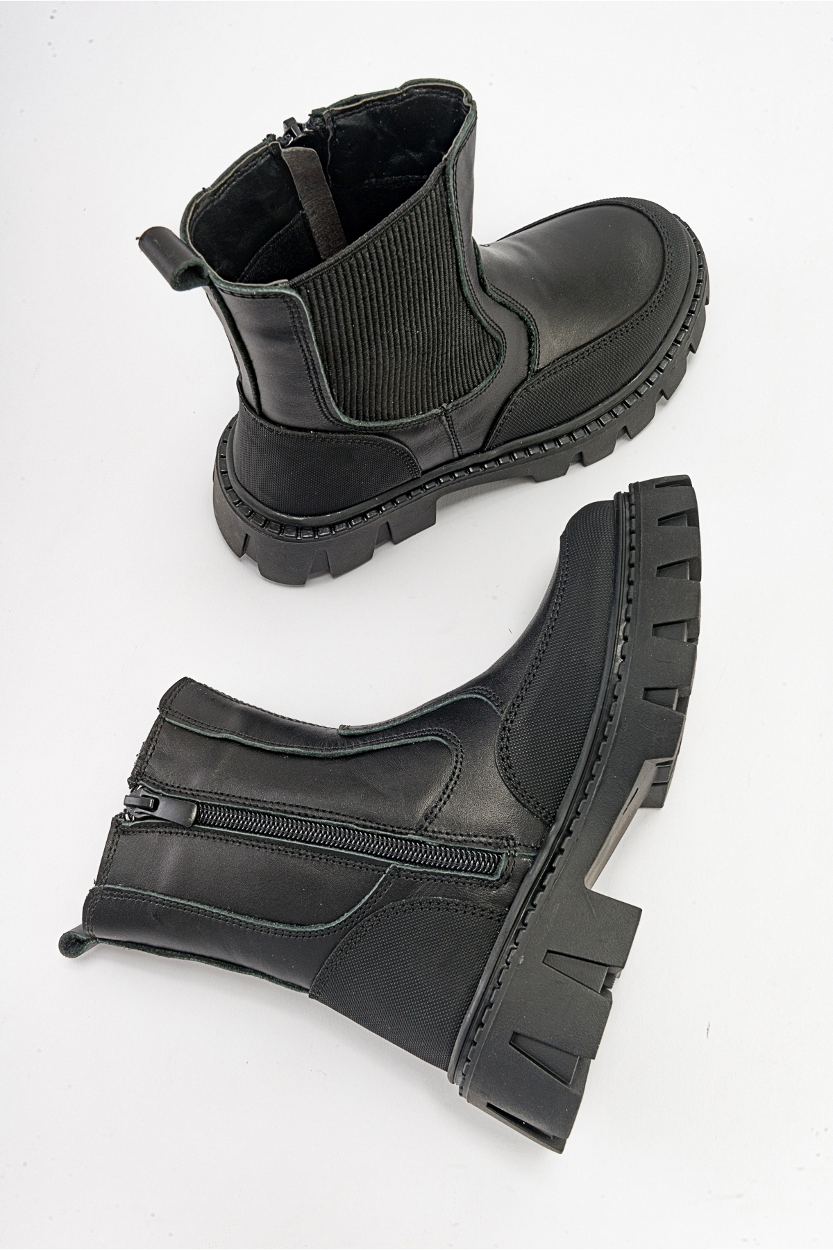 Kız Çocuk Siyah Hakiki Deri Anatomik Postal - Görsel 4