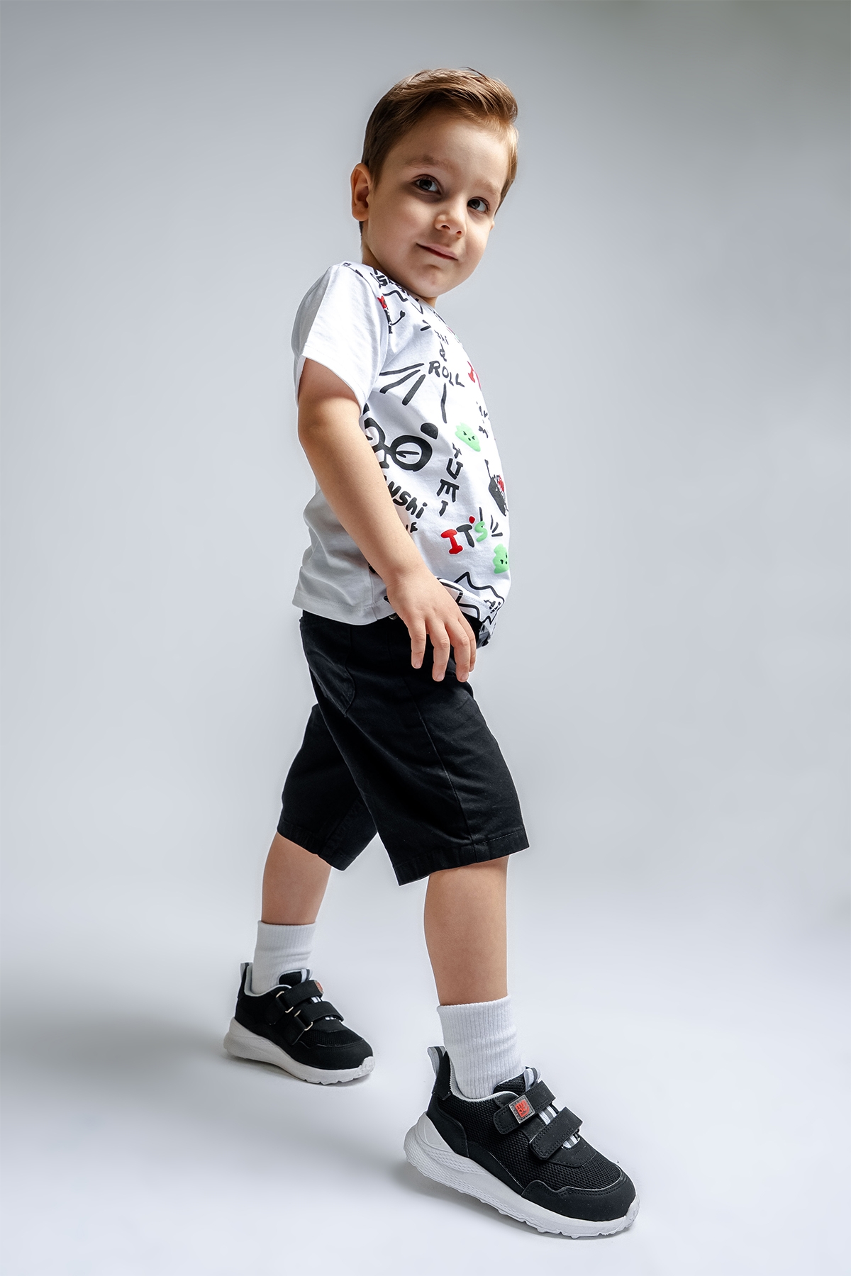 Erkek Çocuk Siyah Spor Ayakkabı - Görsel 2