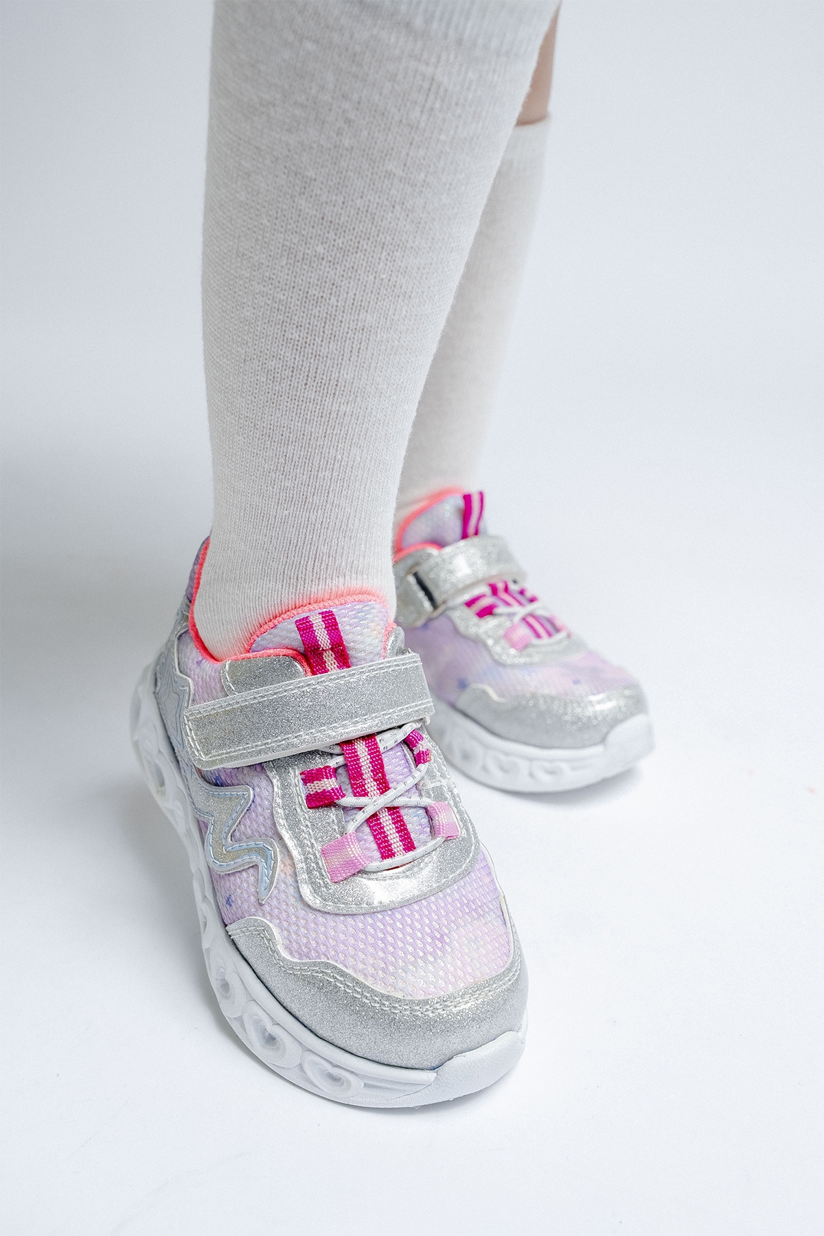 Kız Çocuk Gümüş Işıklı Spor Ayakkabı - Görsel 6