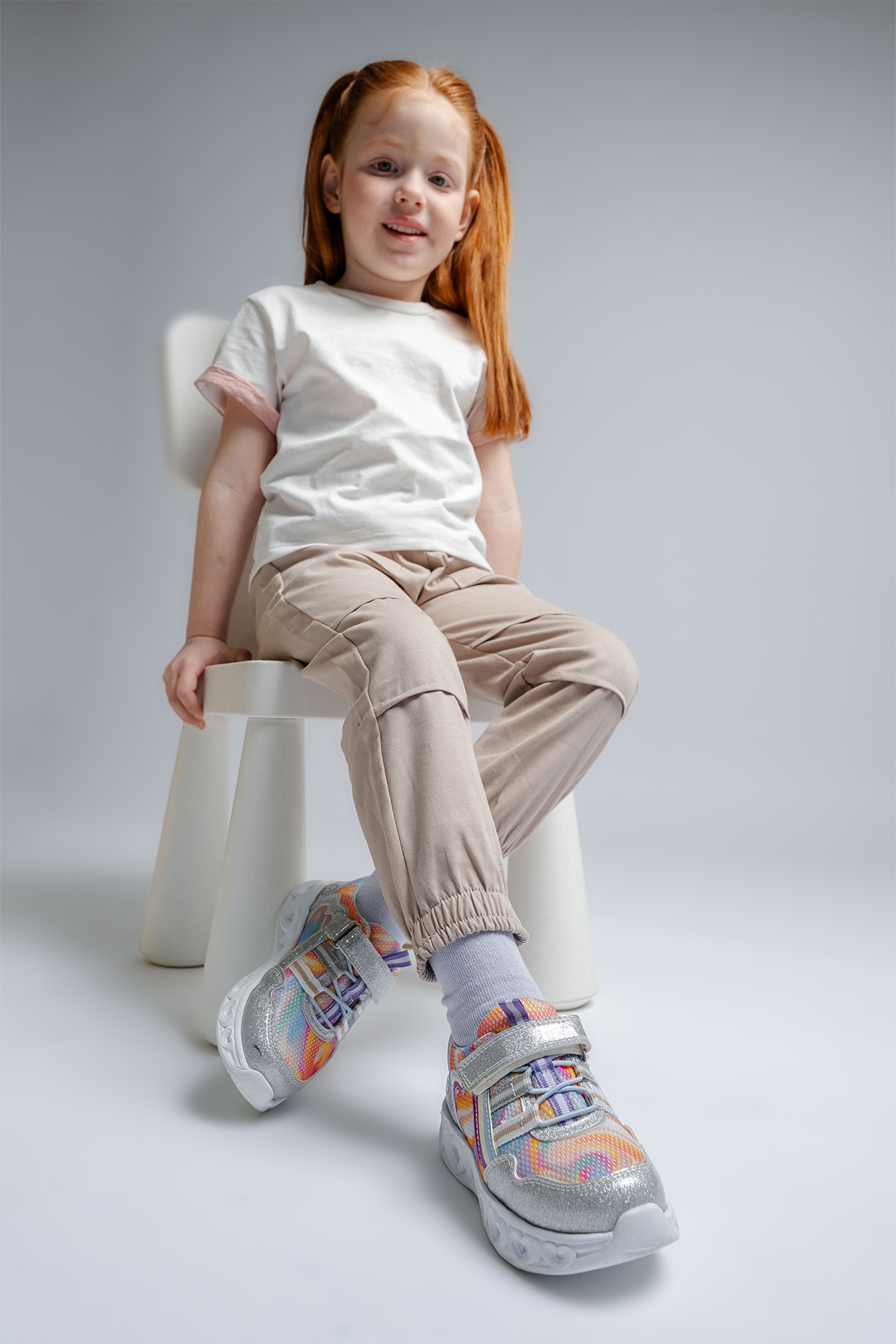 Kız Çocuk Gümüş Işıklı Spor Ayakkabı - Görsel 3