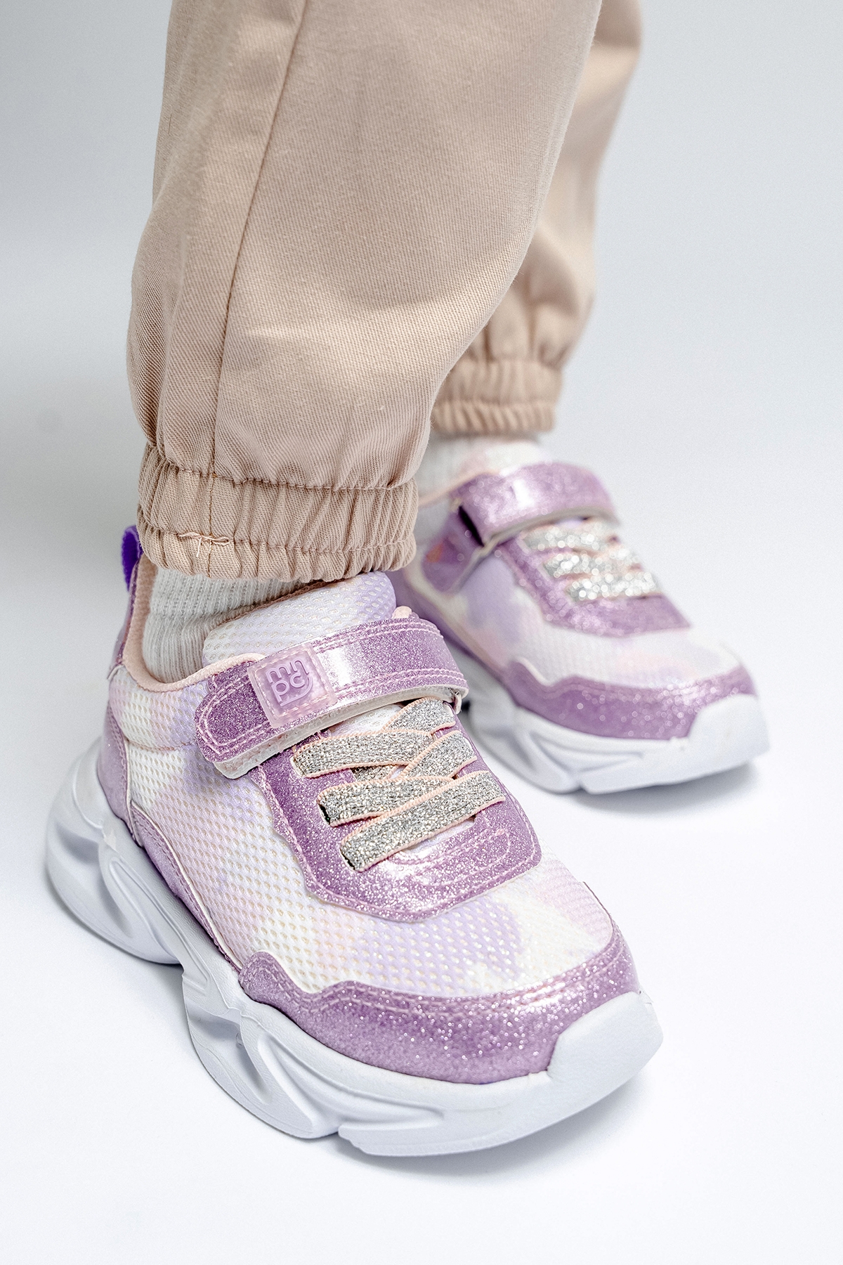 Kız Çocuk Lila Işıklı Spor Ayakkabı - Görsel 4