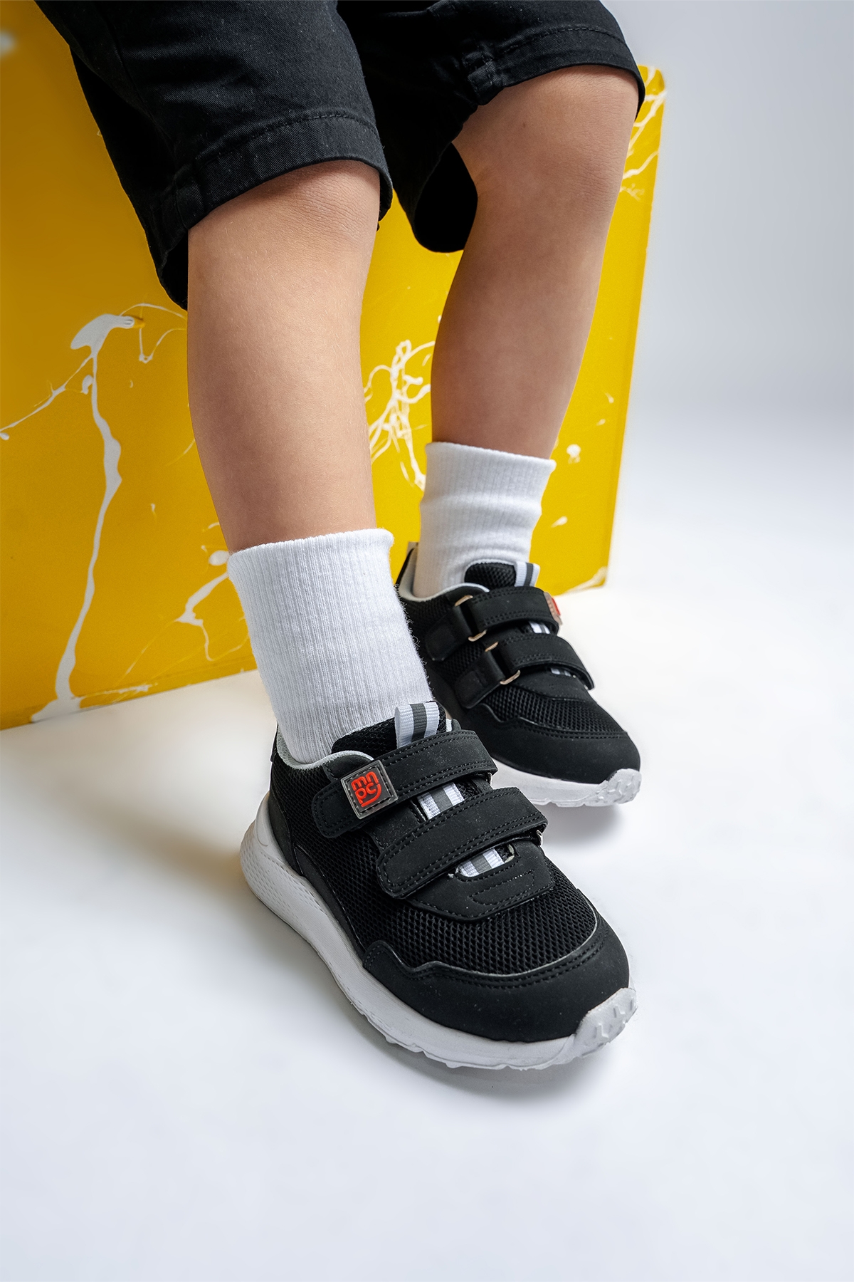 Erkek Çocuk Siyah Spor Ayakkabı - Görsel 4