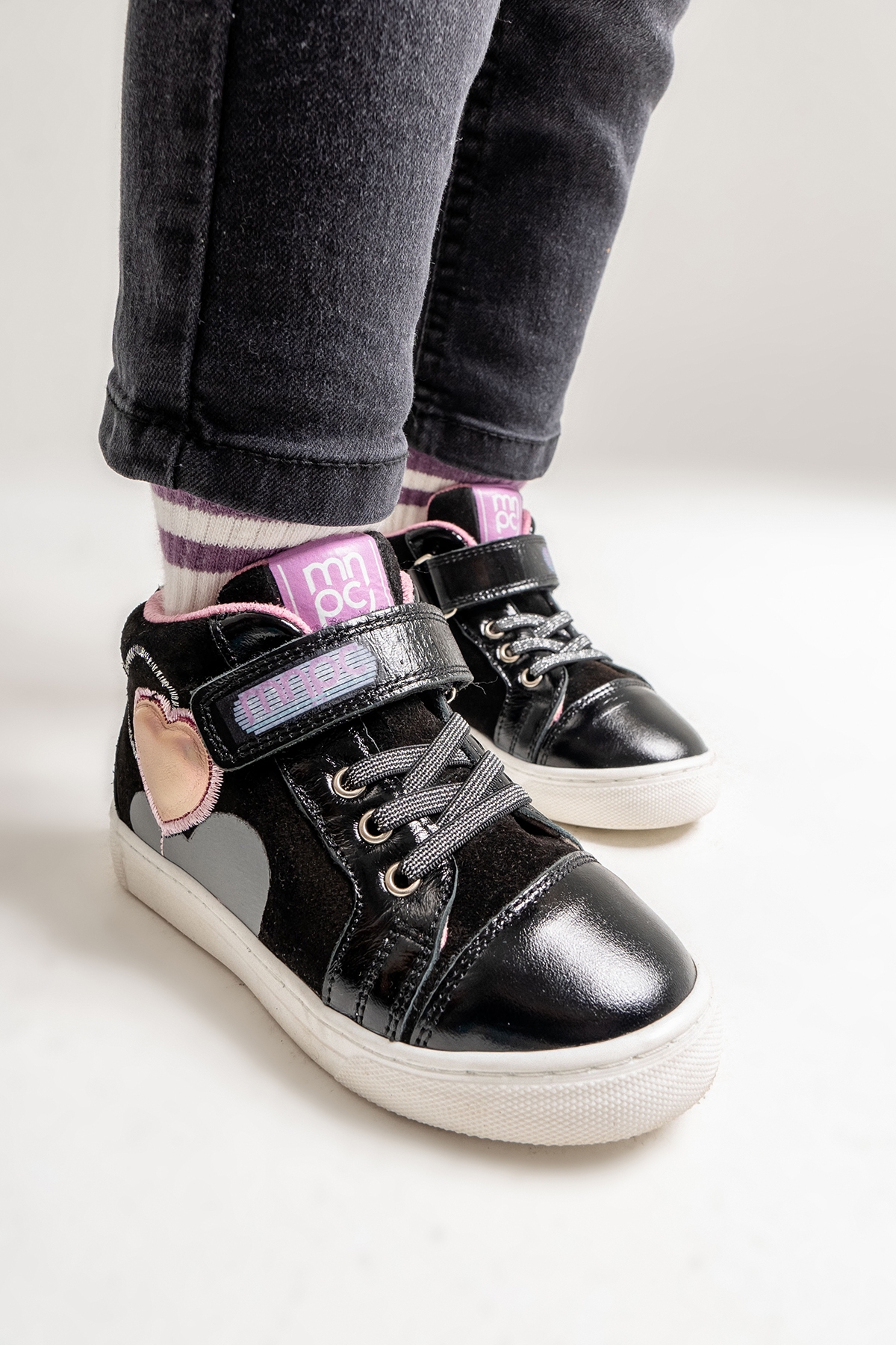 Kız Çocuk Siyah Hakiki Deri Anatomik Günlük Bot - Görsel 4