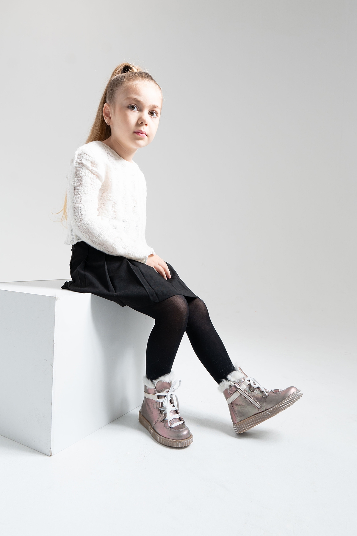 Kız Çocuk Vizon Simli Hakiki Deri Anatomik Günlük Bot - Görsel 2