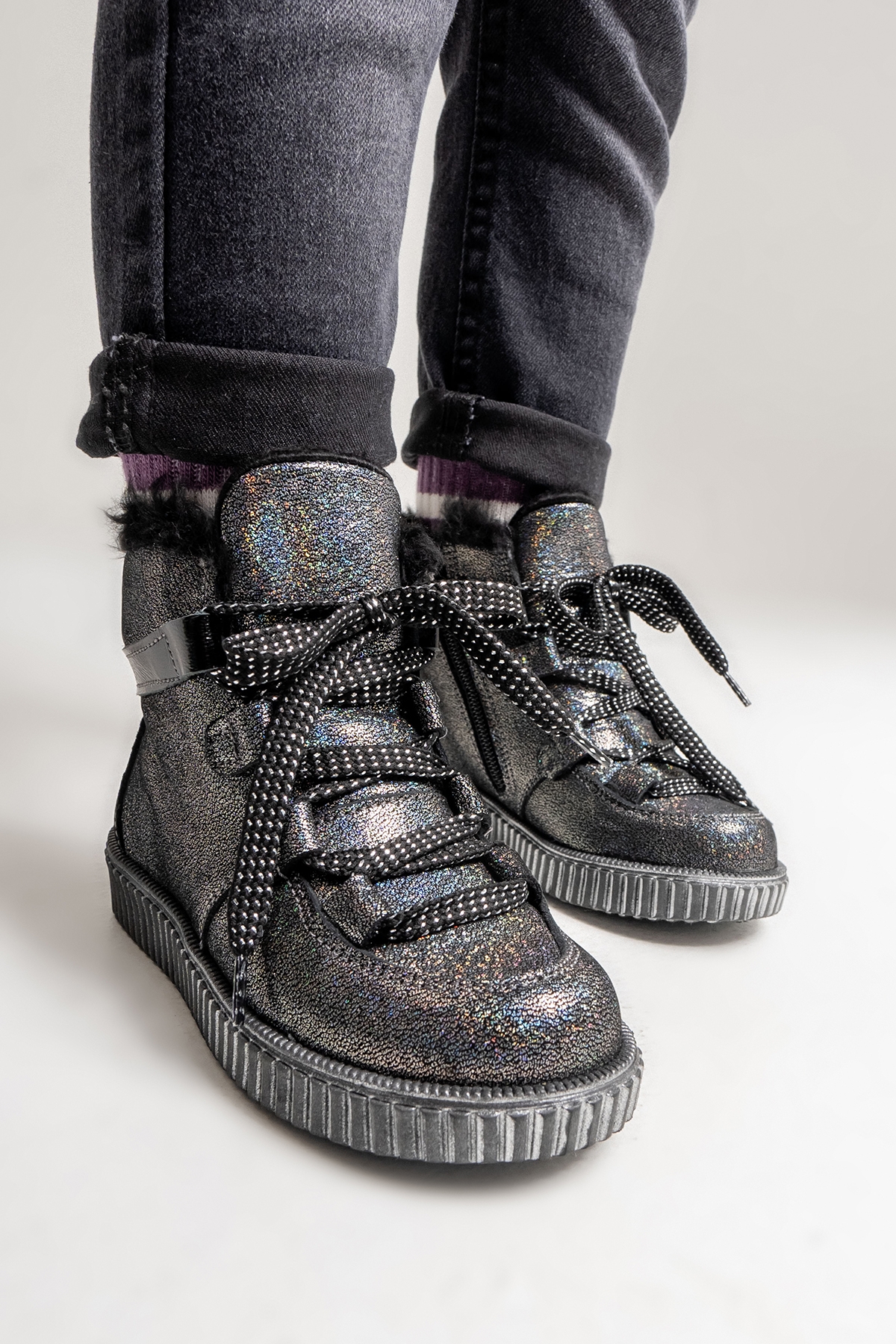 Kız Çocuk Siyah Simli Hakiki Deri Anatomik Günlük Bot - Görsel 6