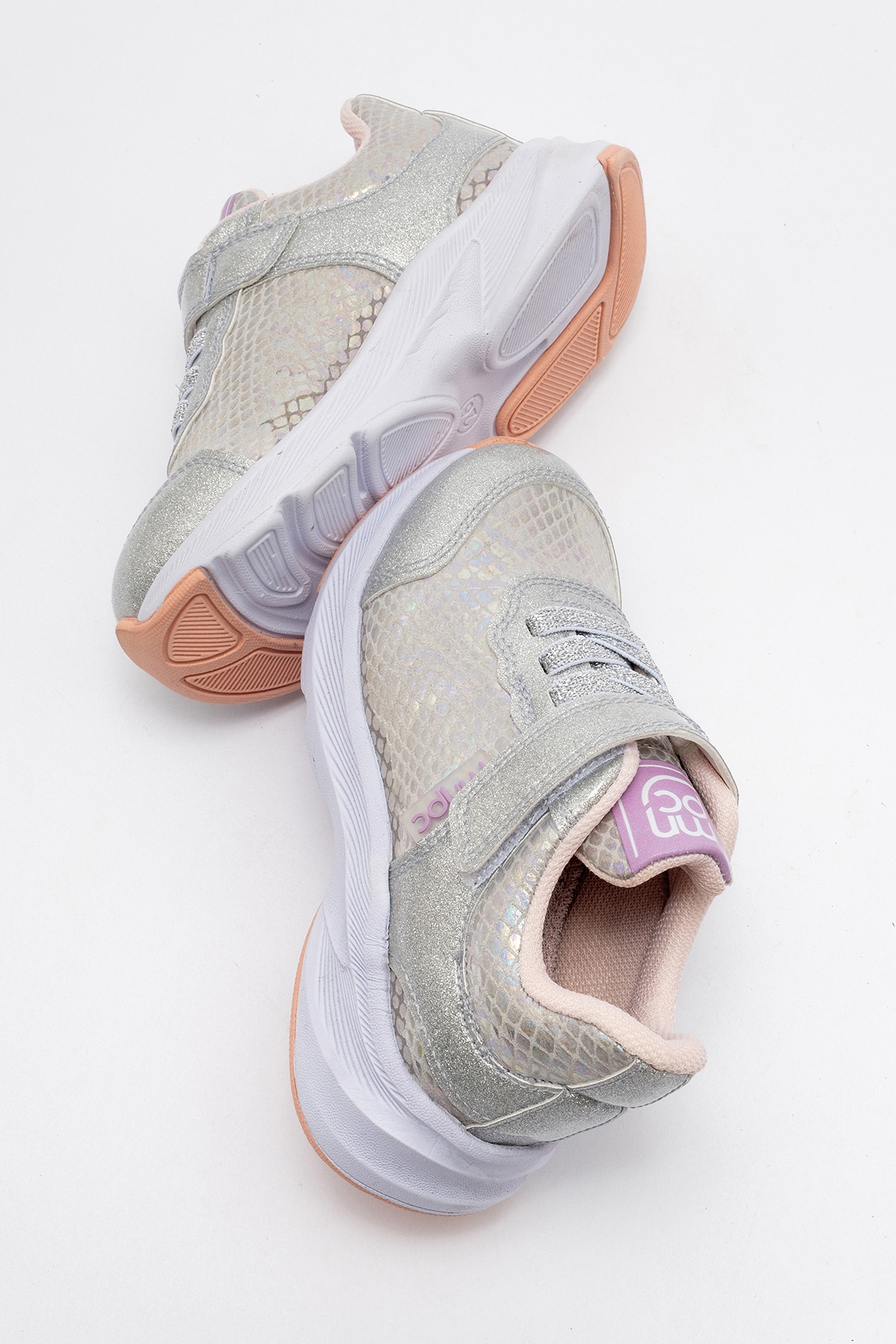 Kız Çocuk Gümüş Spor Ayakkabı - Görsel 4